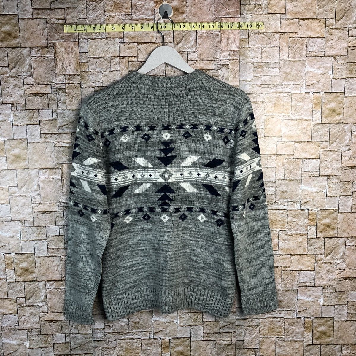 Vintage Boost Grey navajo art design sweatshirt Knitwear #A257 Size US S / EU 44-46 / 1 - 12 Thumbnail