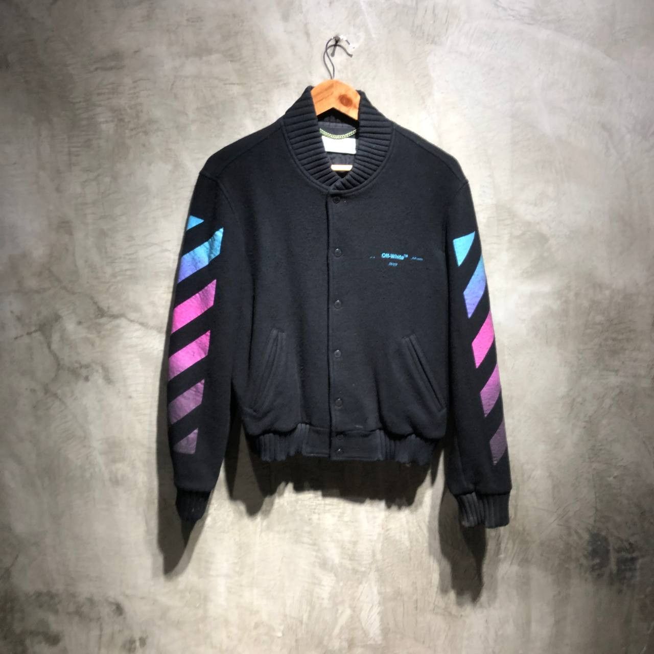 Off-White Off-White Gradient Arrows Bomber jacket Size US L / EU 52-54 / 3 - 3 Thumbnail