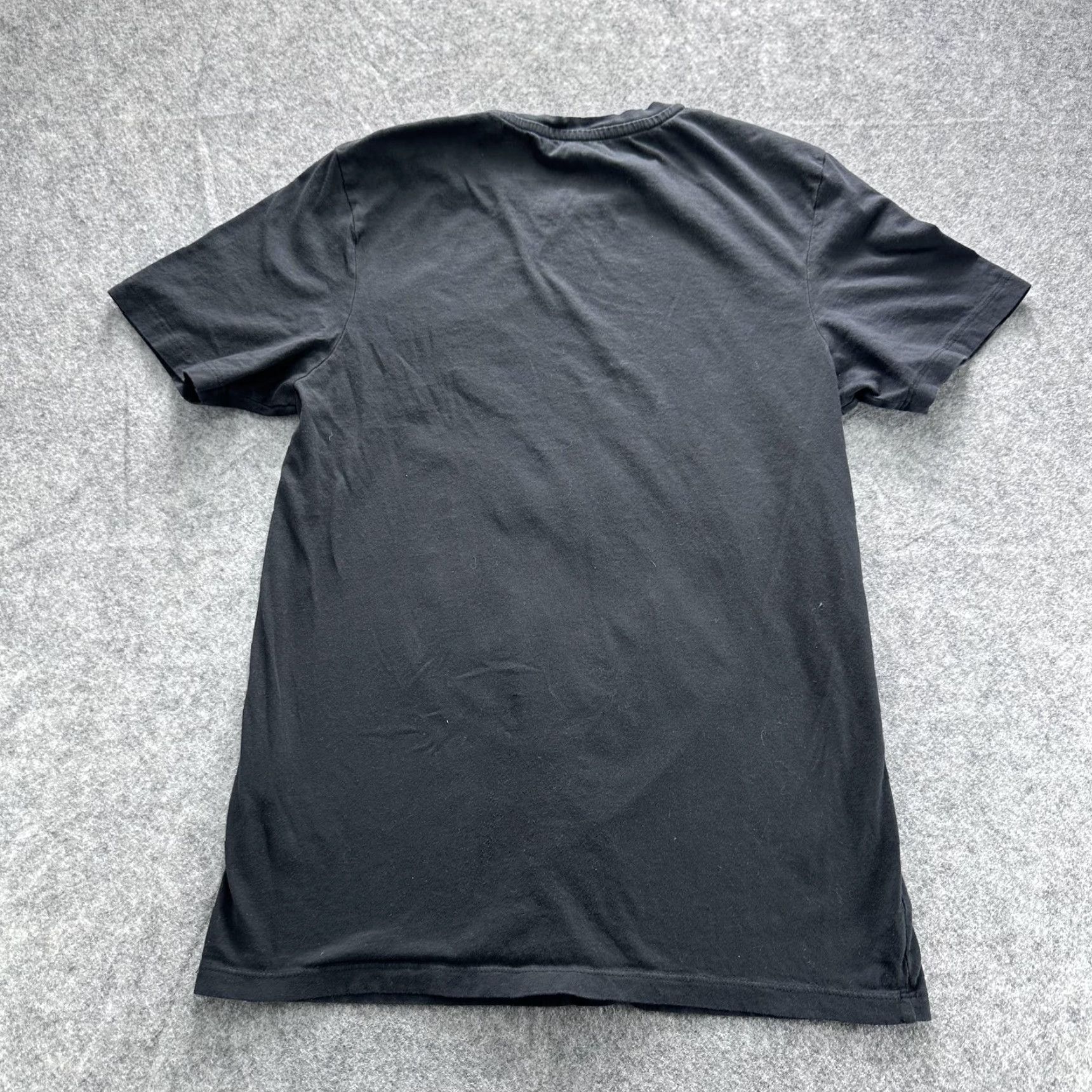 Jack & Jones Jack & Jones Shirt Mens Large Black Graphic Tee Core Chevron Logo Casual Size US L / EU 52-54 / 3 - 6 Thumbnail