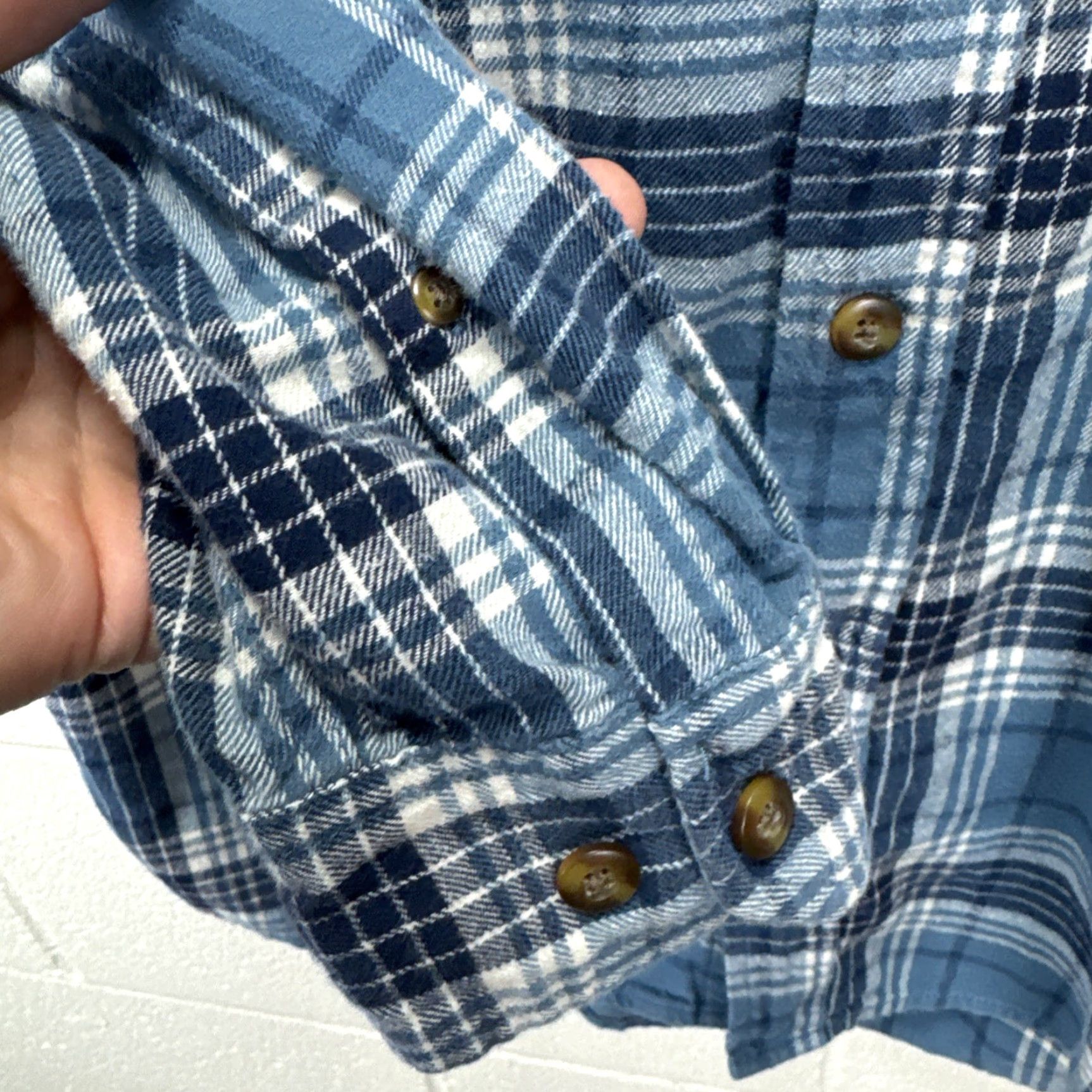 Vintage VINTAGE Field & Stream Shirt Large Tartan Plaid Button Down Flannel Mens Outdoor 90s Size US L / EU 52-54 / 3 - 6 Thumbnail
