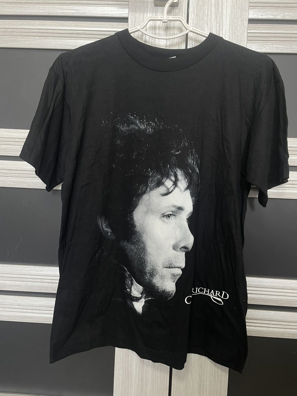 Band Tees Vintage 1996 Cliff Richard Heathcliff Tour Graphic T-Shirt Size US M / EU 48-50 / 2 - 1 Thumbnail