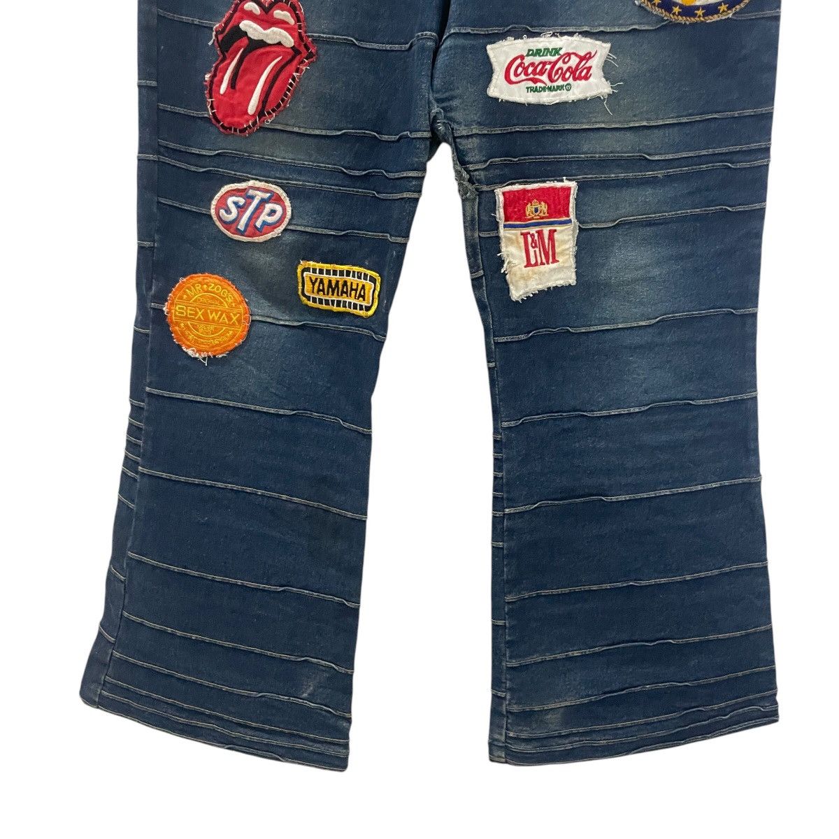 Japanese Brand Vintage Japanese Designer Hysteric Motive Distressed Denim Size US 34 / EU 50 - 2 Thumbnail