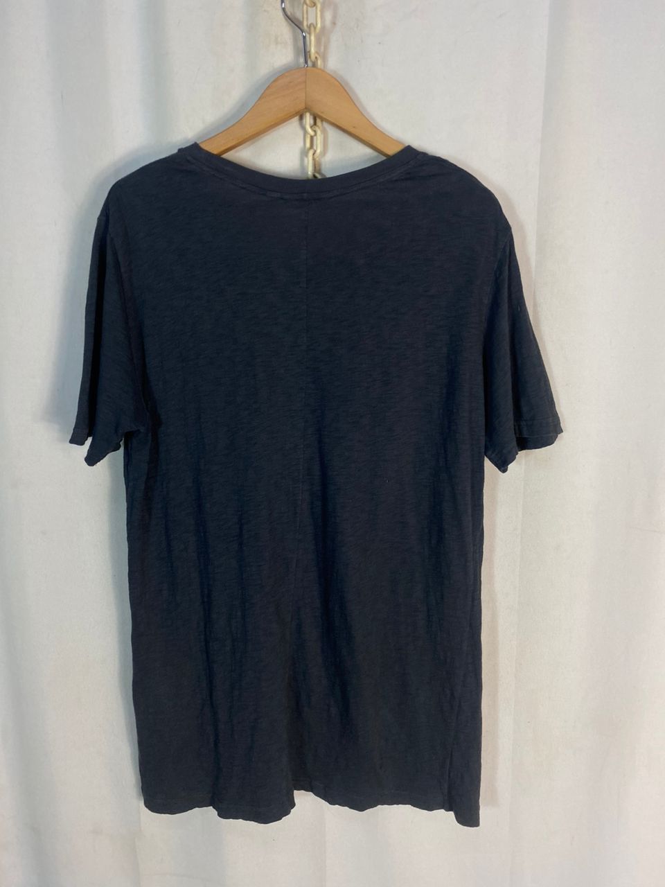 Undercover × Uniqlo Undercover x Uniqlo big logo tshirt Size US M / EU 48-50 / 2 - 9 Thumbnail