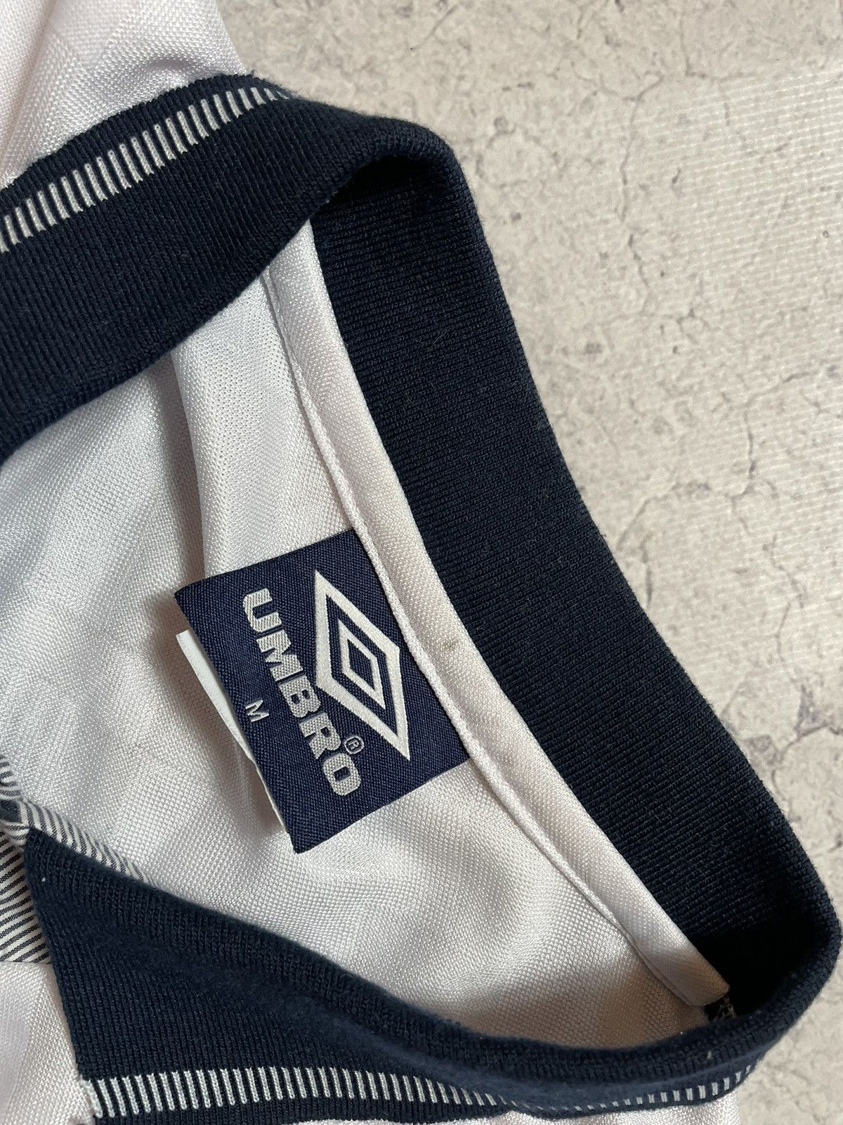 Umbro Vintage 90s Rare Football Jersey Umbro England National Team Size US M / EU 48-50 / 2 - 7 Thumbnail