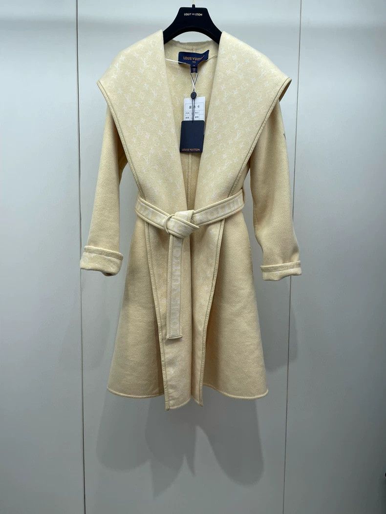 Louis Vuitton LV Floral Bathrobe Coat- DMC Size US M / EU 48-50 / 2 - 1 Thumbnail
