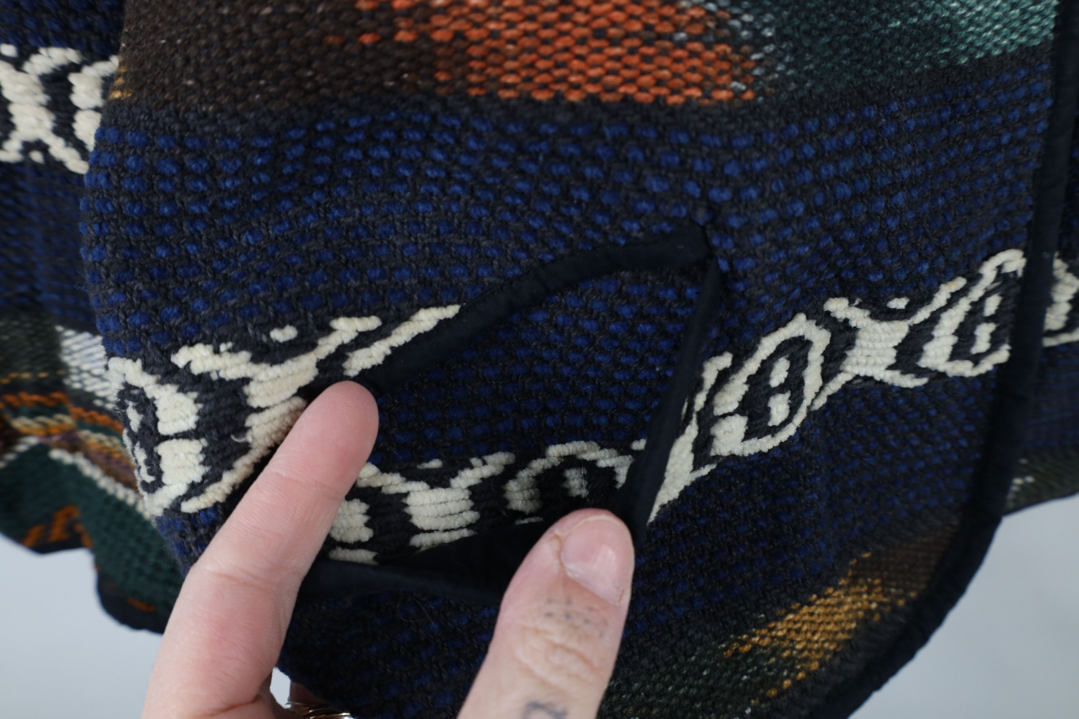 Vintage Vintage 90s Streetwear Rainbow Southwestern Tapestry Jacket Size L / US 10 / IT 46 - 5 Thumbnail