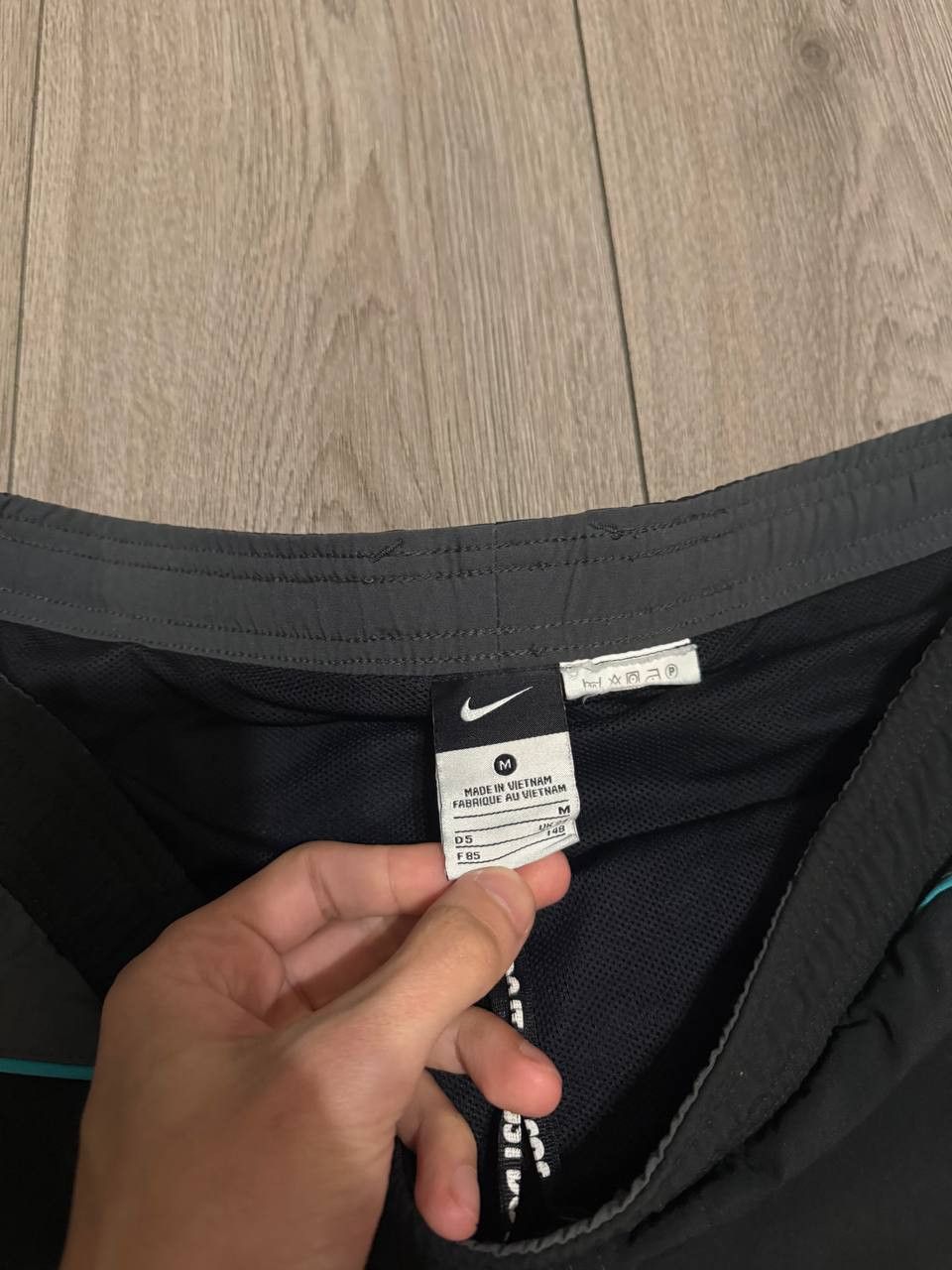 Nike Nike Shorts Womens Running Size M Black Size 32" / US 10 / IT 46 - 2 Thumbnail