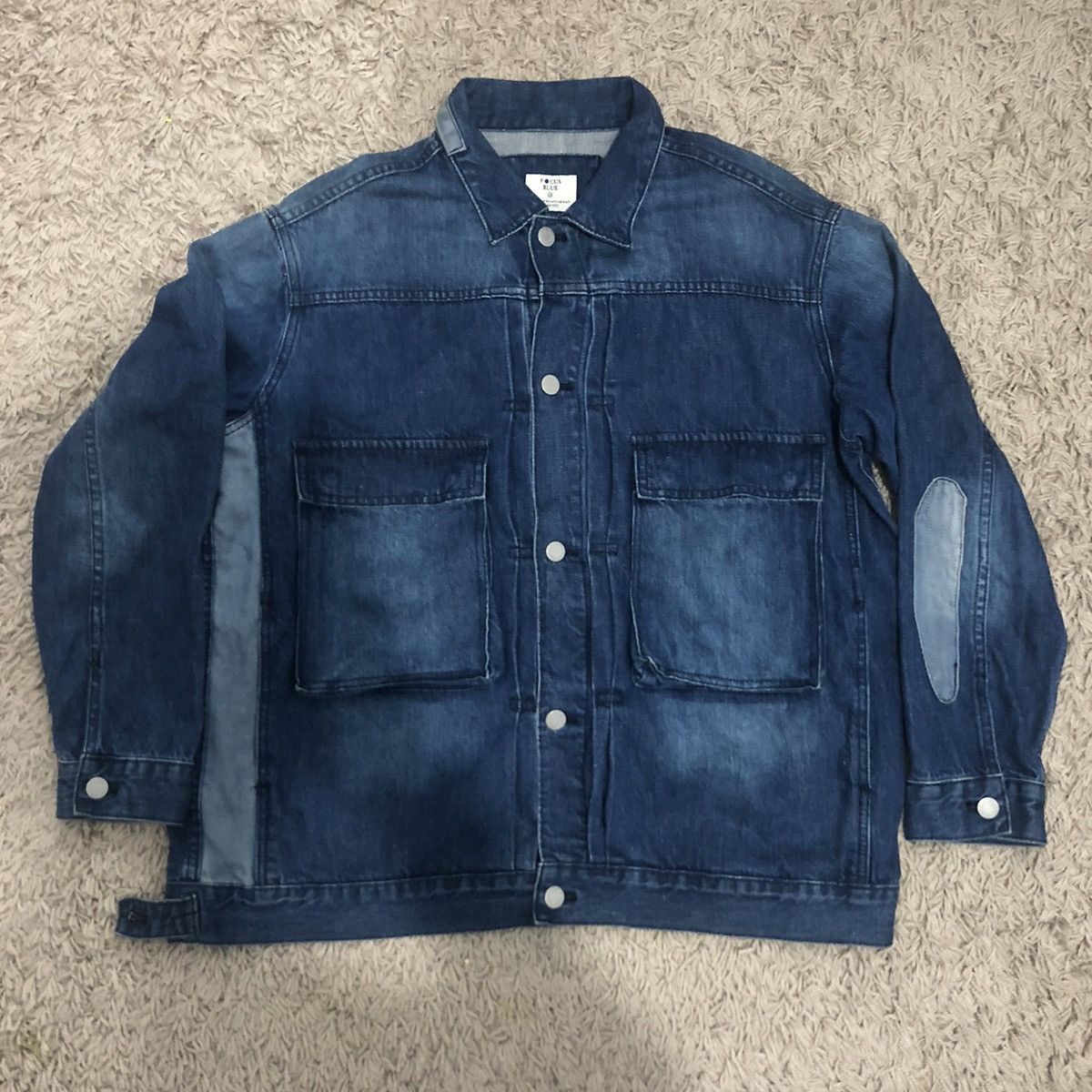 Focus blue denim jacket military pocket