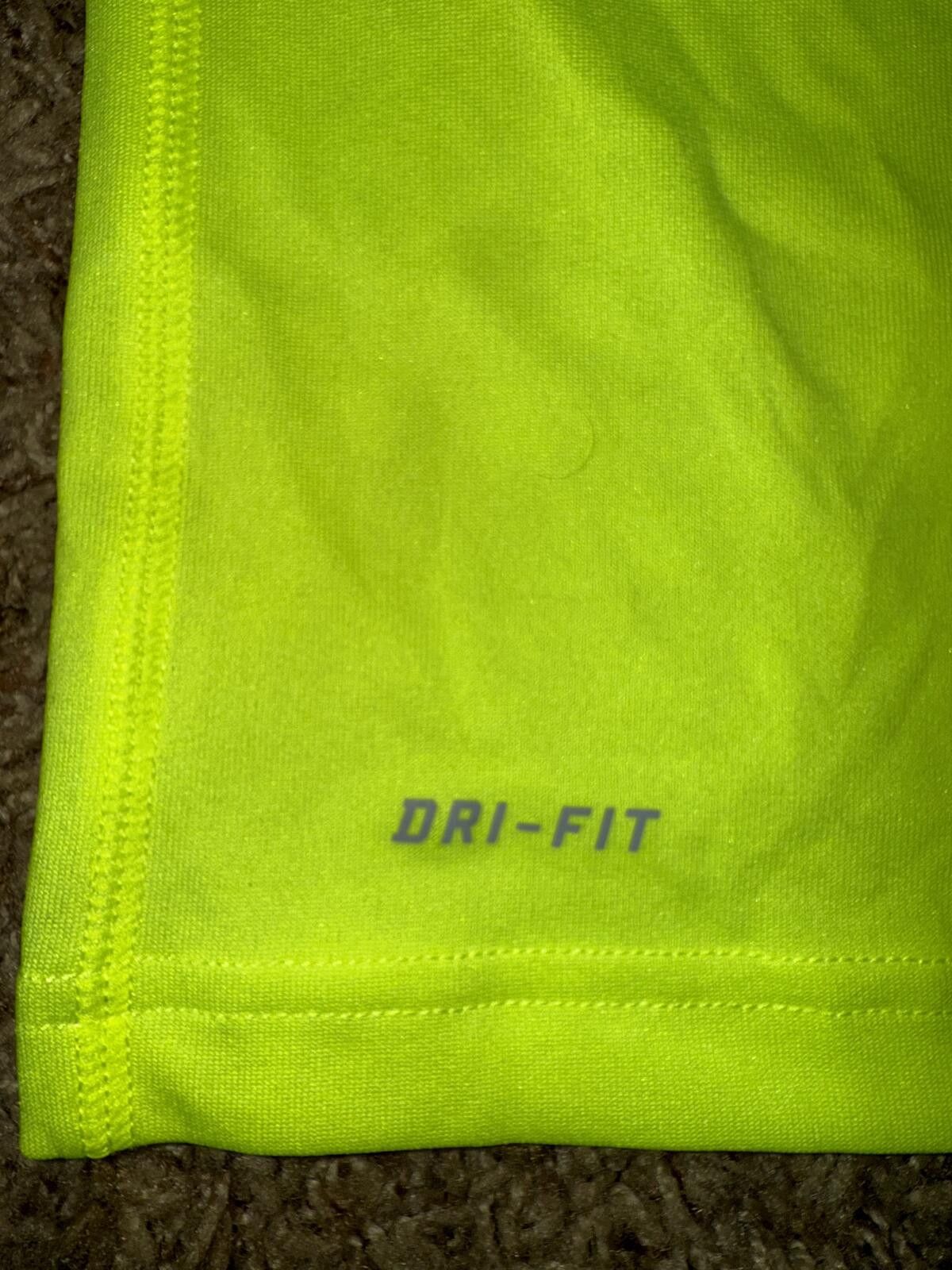 Nike Nike Women’s Tight-Fit Dri-Fit Volt Training Tank Top Size M / US 6-8 / IT 42-44 - 3 Thumbnail