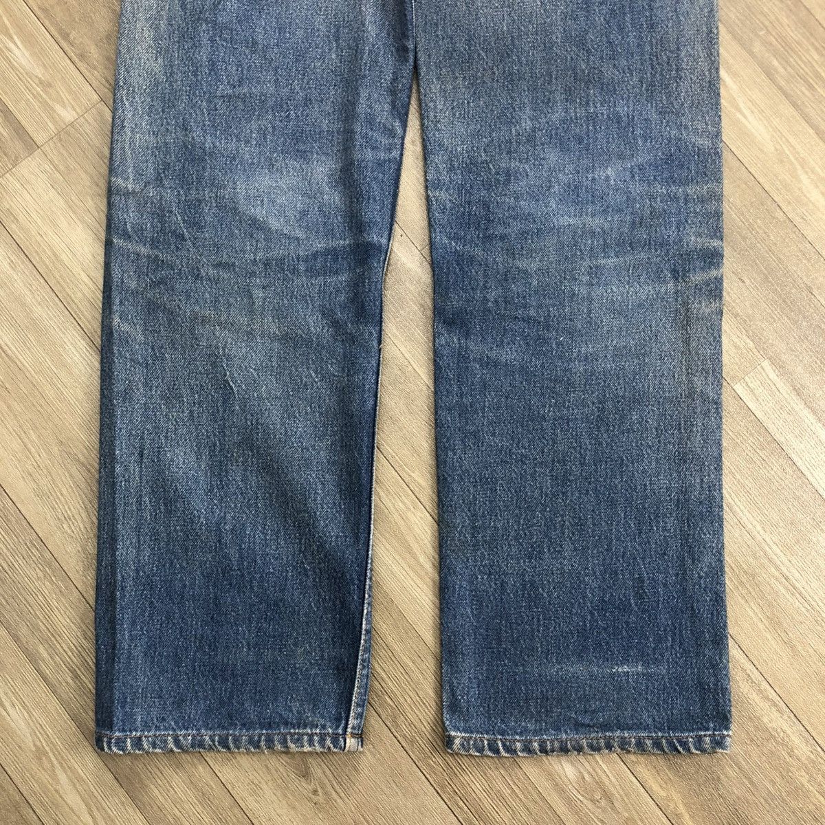 Levi's × Levi's Vintage Clothing × Vintage 🇺🇸 1990s Vintage Levis Strauss 501 #546 Faded Blue Jeans Size US 30 / EU 46 - 9 Thumbnail