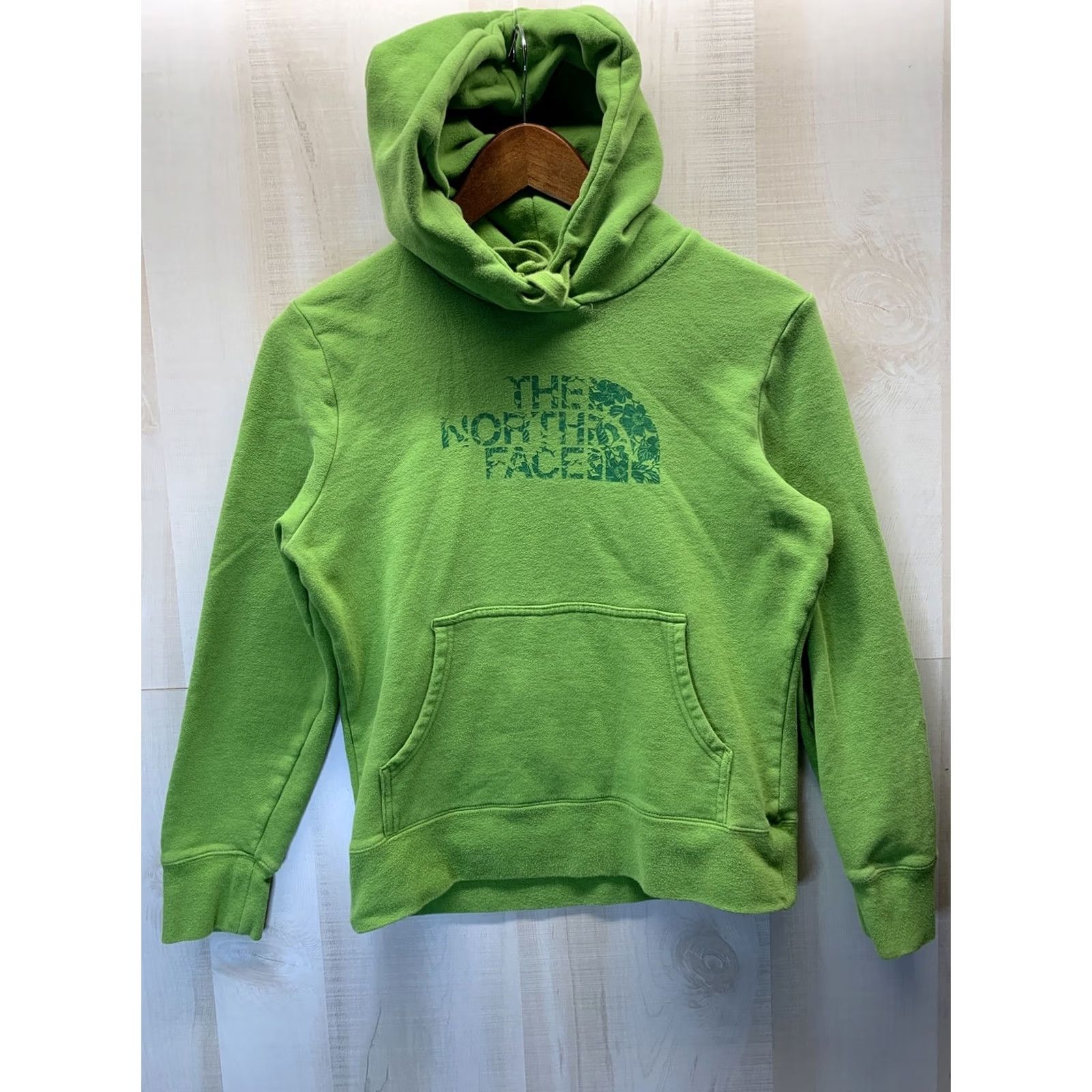 The North Face The North Face Women’s S Green Hoodie Floral Logo #2675 Pullover Size S / US 4 / IT 40 - 2 Thumbnail