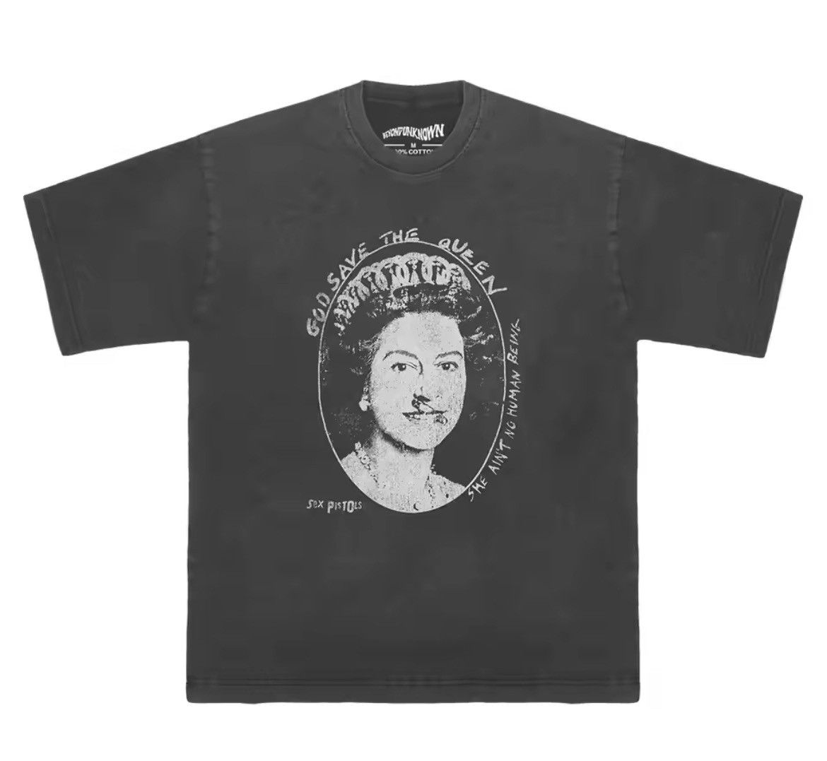 Japanese Brand × Vintage God Save The Queen "Sex Pistols" Graphic Printed Cott Tshirt Size US S / EU 44-46 / 1 - 6 Thumbnail