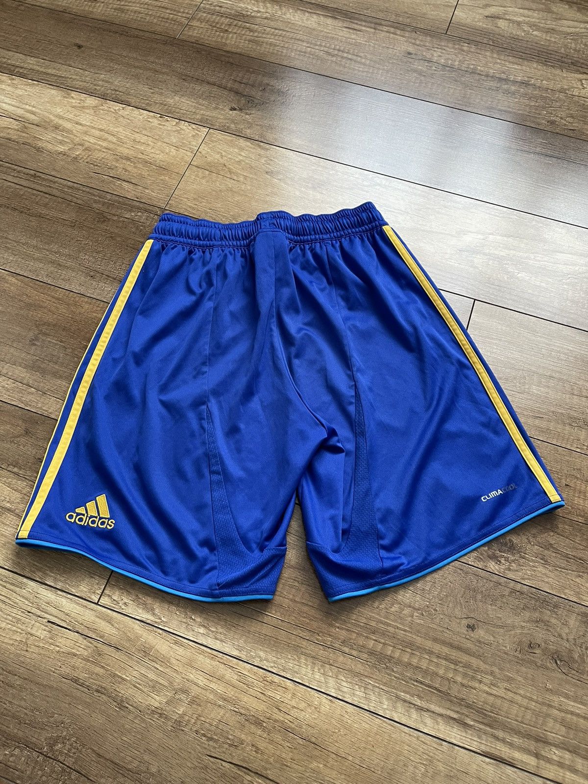 Adidas 2012 Adidas Ukraine Vintage Soccer Suit Jersey And Shorts Size US S / EU 44-46 / 1 - 15 Thumbnail