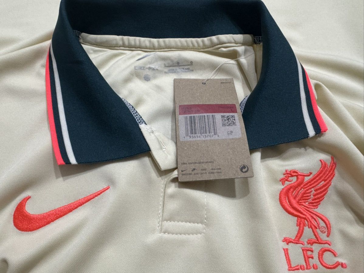 Nike Nike Liverpool Home 2021/22 Jersey Size US L / EU 52-54 / 3 - 4 Thumbnail