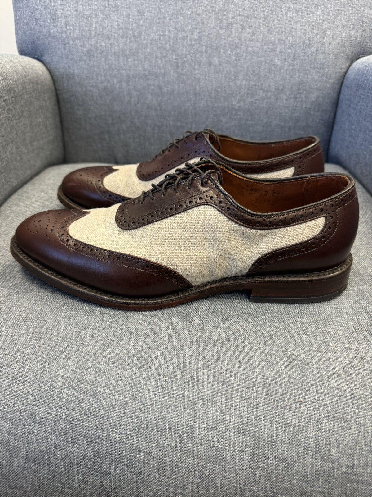 Allen Edmonds Rare Spectator Oxford Size US 9 / EU 42 - 4 Thumbnail