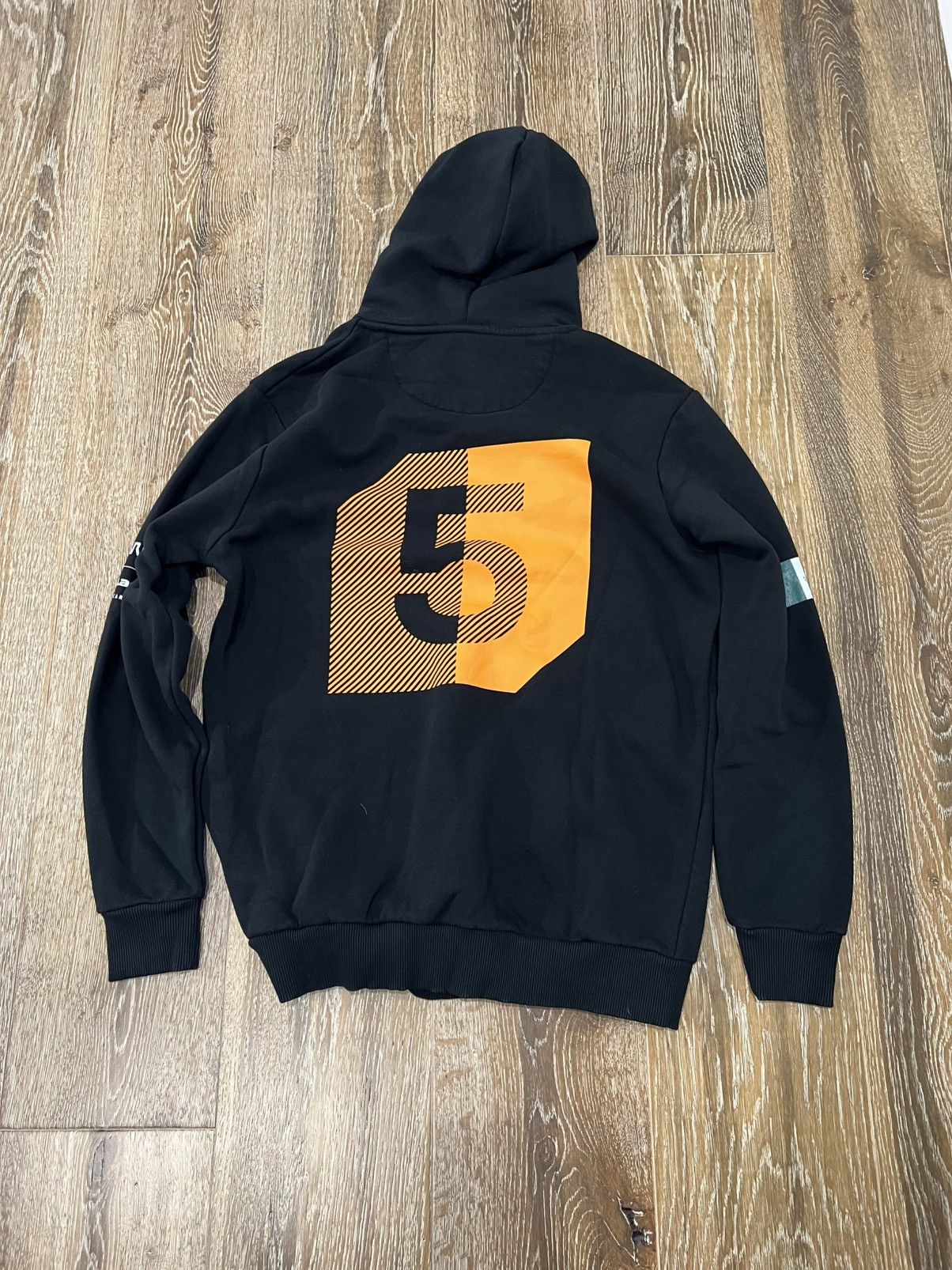 Formula 1 × Vintage Arrow mclaren indycar pato o’ward 5 team hoodie Size US M / EU 48-50 / 2 - 2 Thumbnail