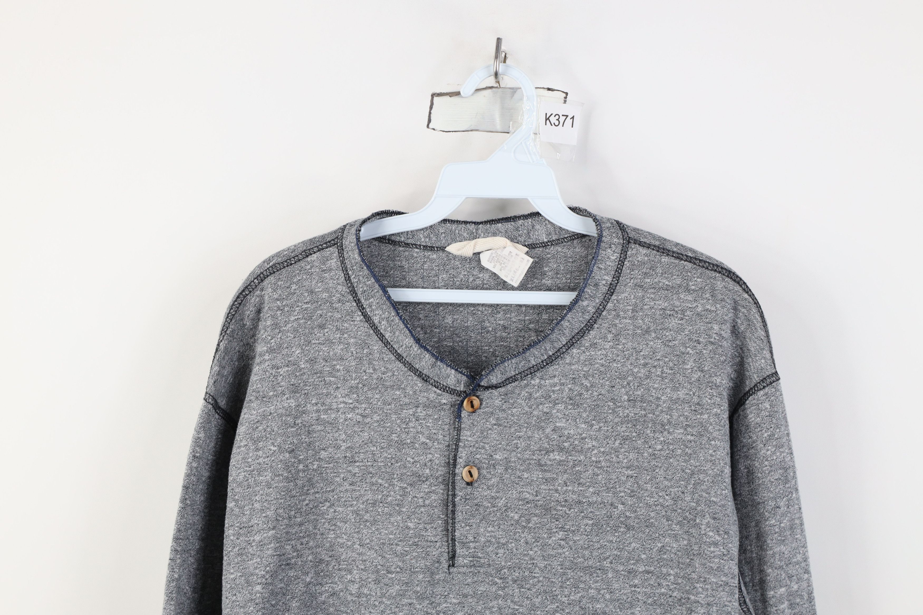 Vintage Vintage 90s Streetwear Long Sleeve Henley T-Shirt Gray Size US XL / EU 56 / 4 - 2 Thumbnail