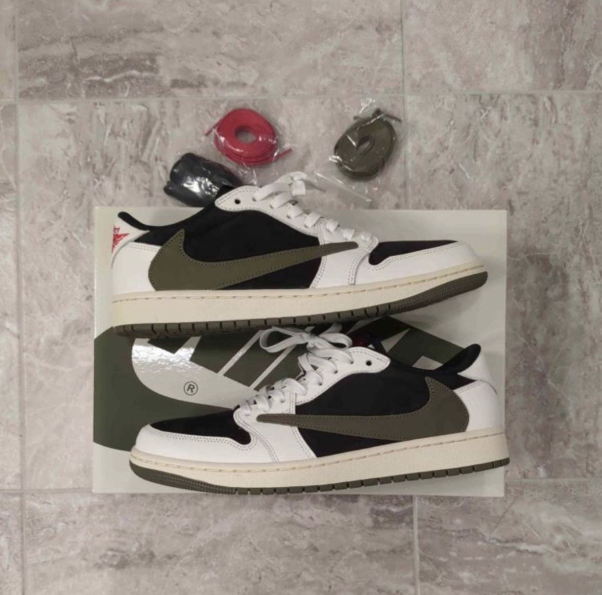 Travis Scott Travis Scott olives low | Grailed