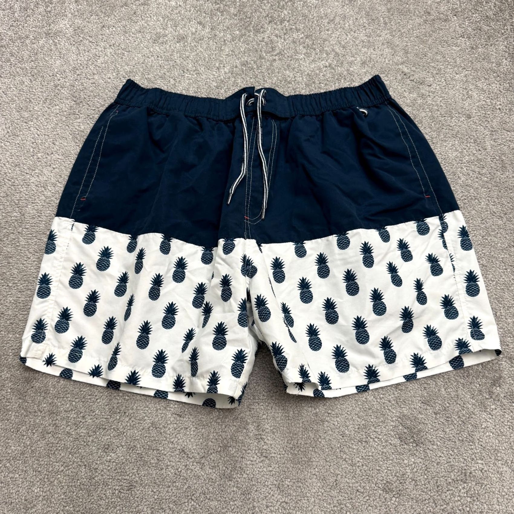 Vintage Cedar Wood State Pineapple Print Swim Trunks Board Shorts Mens XL Blue White Size US 36 / EU 52 - 2 Thumbnail
