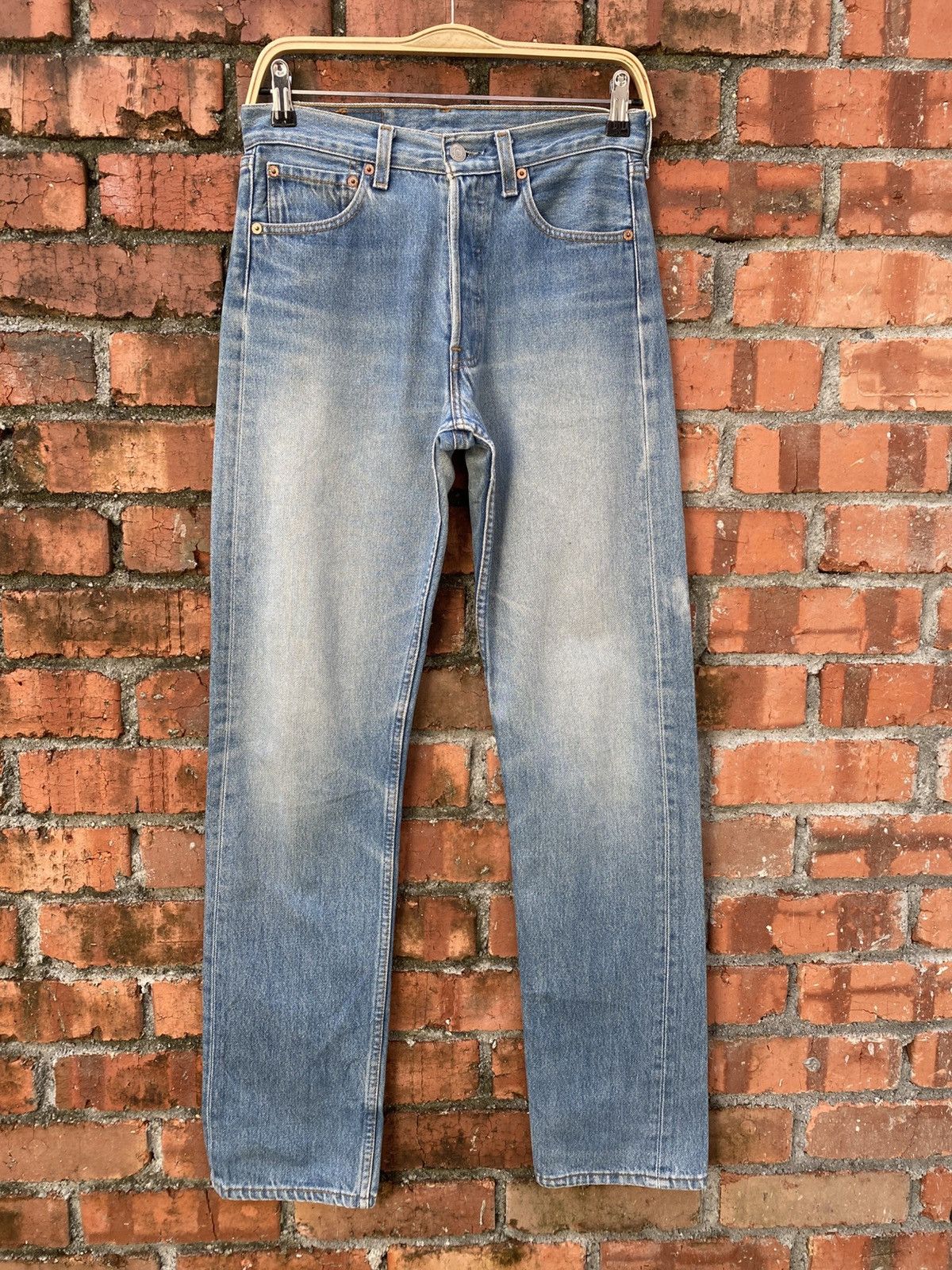 Levi's × Levi's Vintage Clothing × Vintage w29x33 vintage levi's 501 made in USA faded Size US 29 - 1 Thumbnail