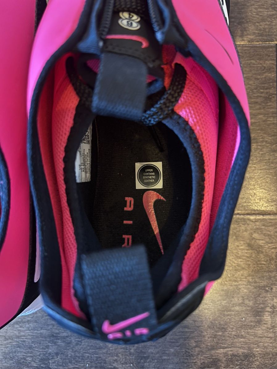 Nike Size 14 Women’s Nike Air Max SNDR Fuchsia Flash FZ2068-600 Size US 12 / IT 42 - 11 Thumbnail