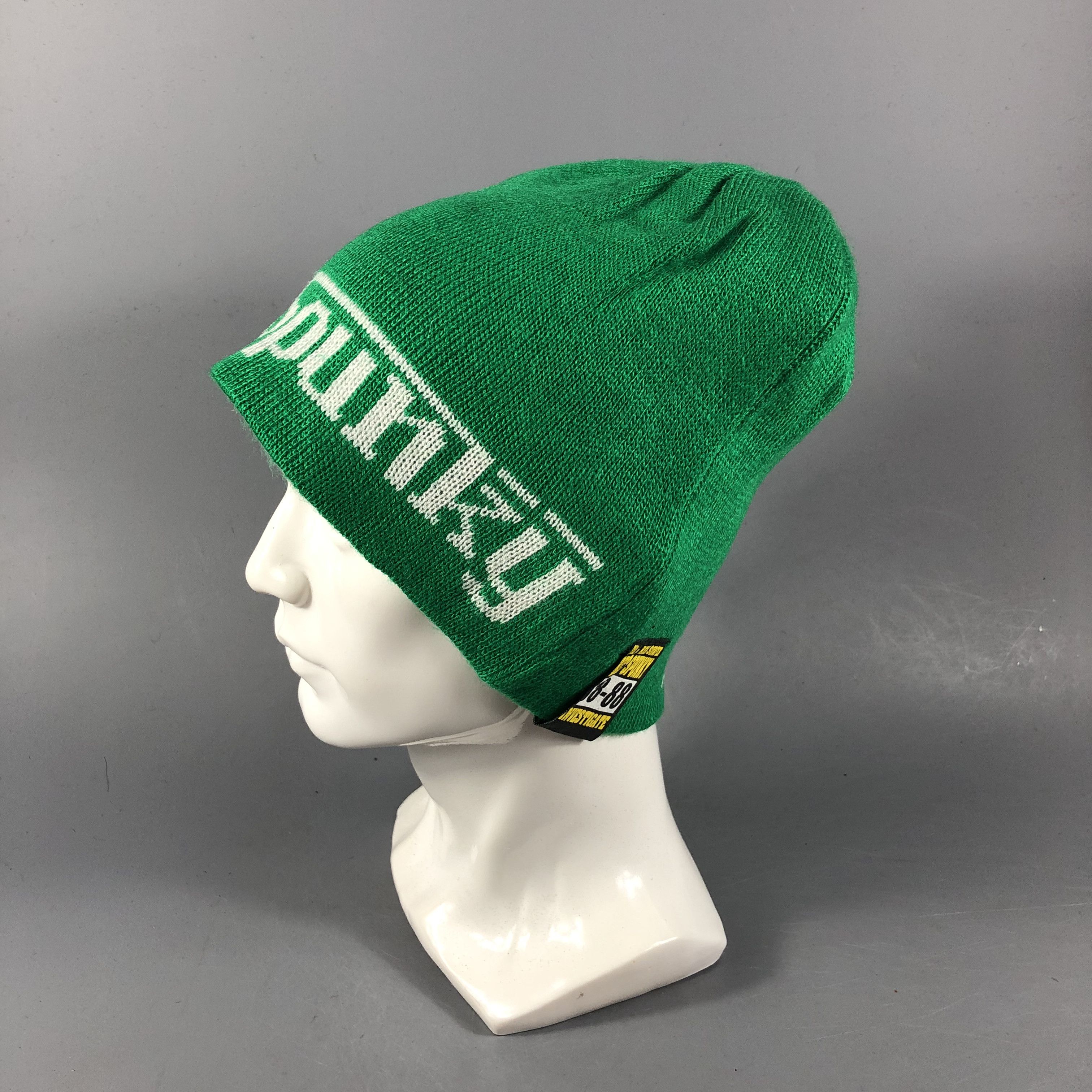 Japanese Brand Buzz Spunky Beanie Snowcap Snow Hat B910 Size ONE SIZE - 2 Thumbnail