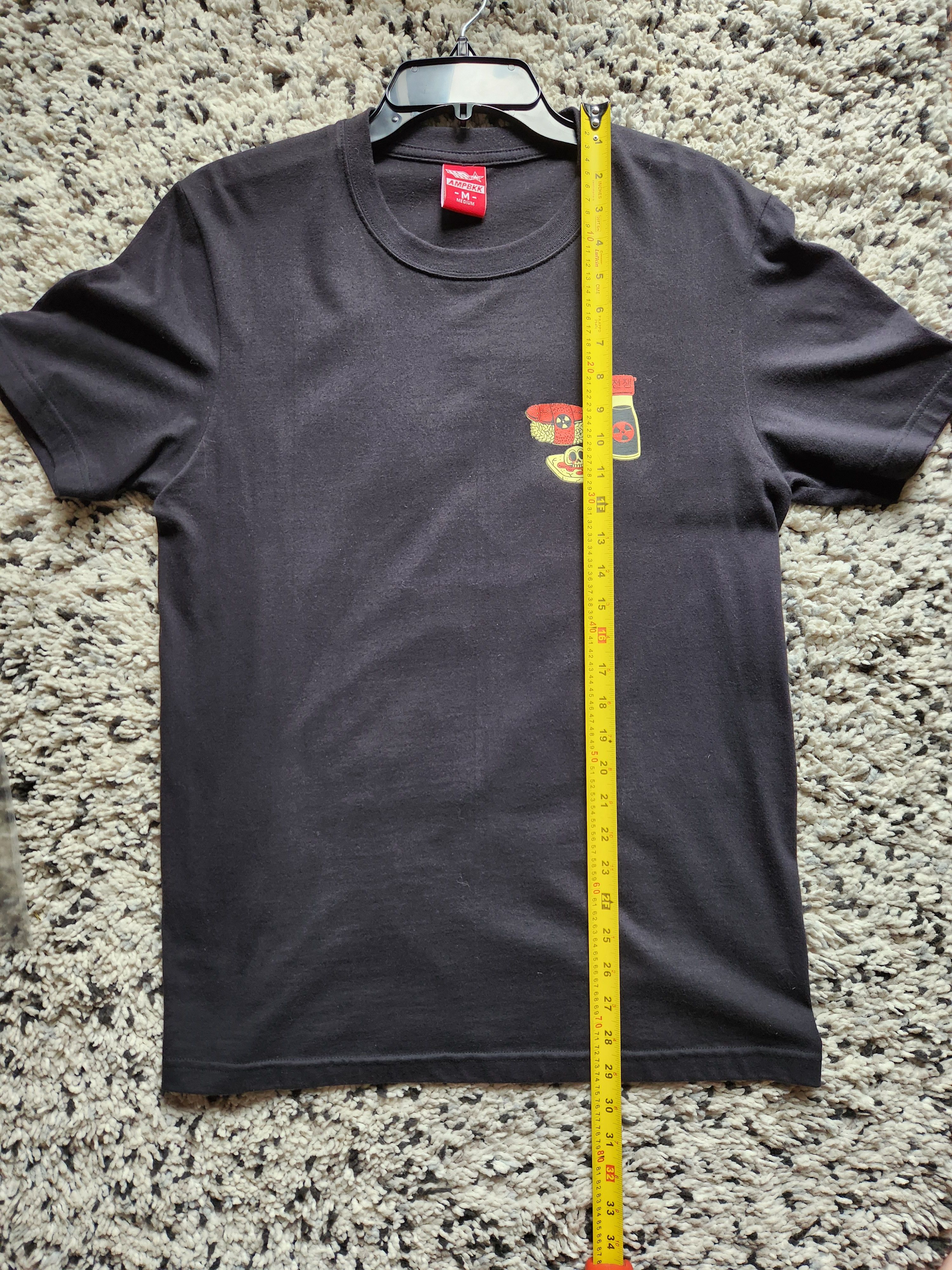 Other Heavyweight North Korea Tee Size US M / EU 48-50 / 2 - 8 Thumbnail