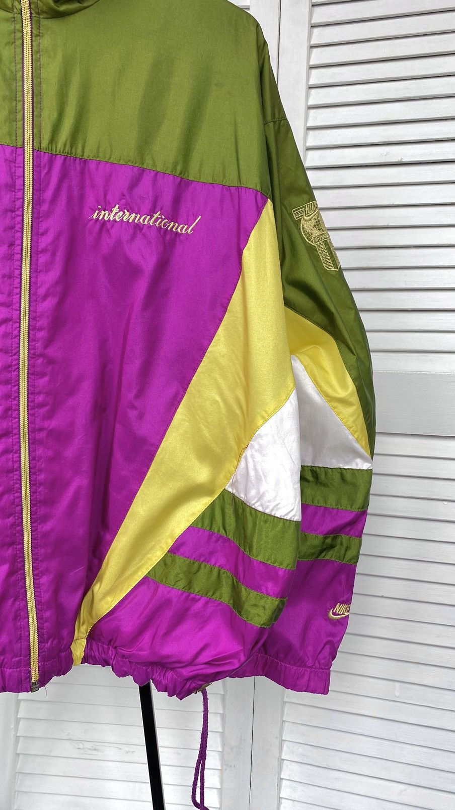 Nike × Vintage Vintage Nike International Track Retro Nylon Jacket 90s Size US L / EU 52-54 / 3 - 4 Thumbnail