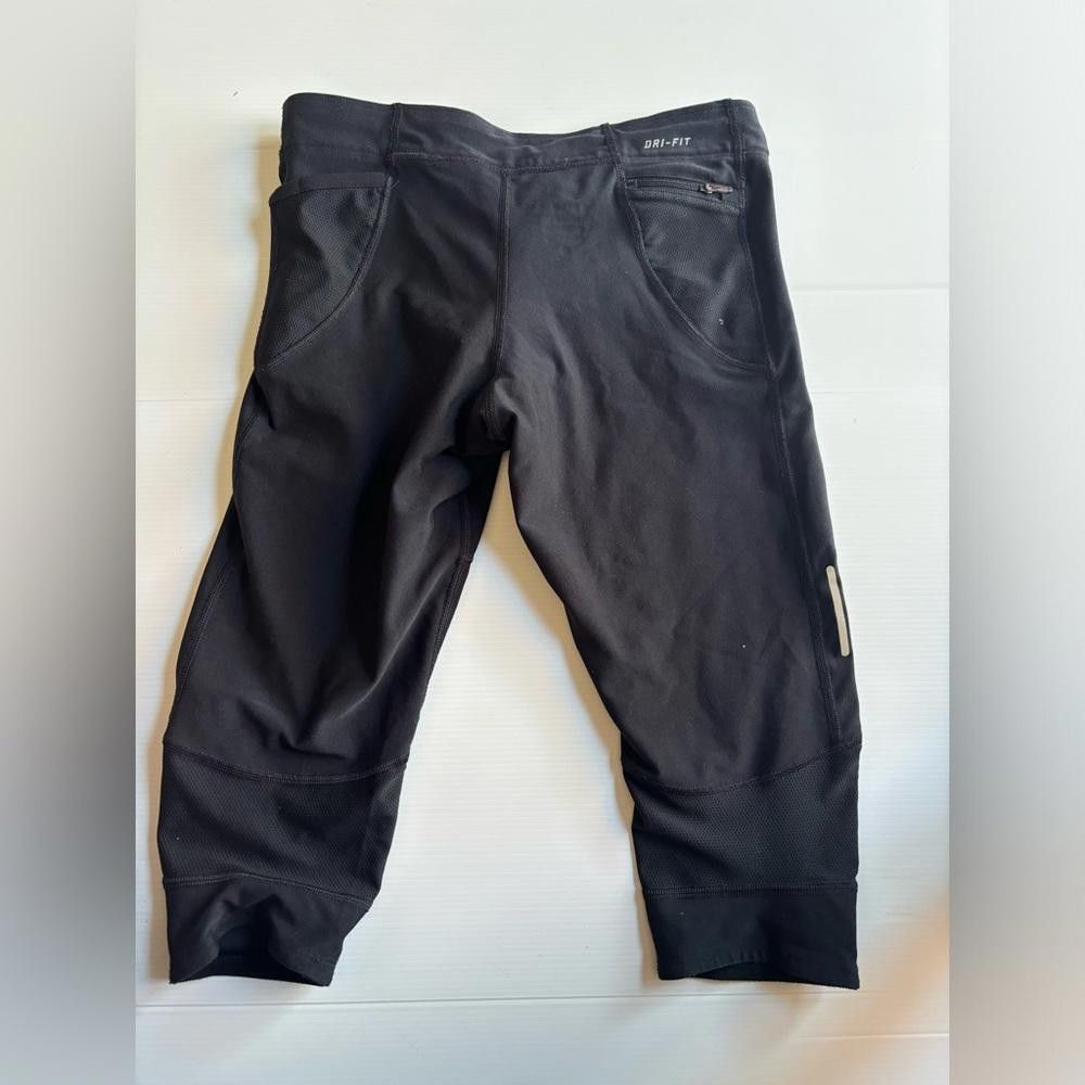 Nike Nike Run Quarter Pants Size 28" / US 6 / IT 42 - 2 Thumbnail