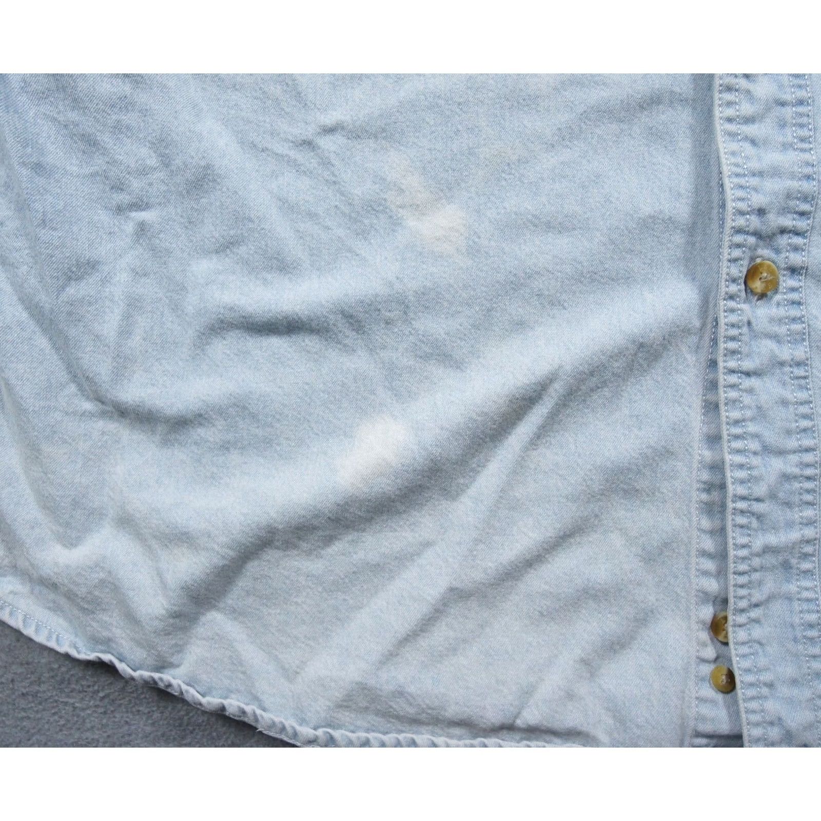 Lee Vintage NYAC Shirt Mens XL Blue Denim Button-Up Lee Regular Fit Button-Up Shirt Mens Blue Denim Outdoor 90s Mens Size US XL / EU 56 / 4 - 5 Thumbnail