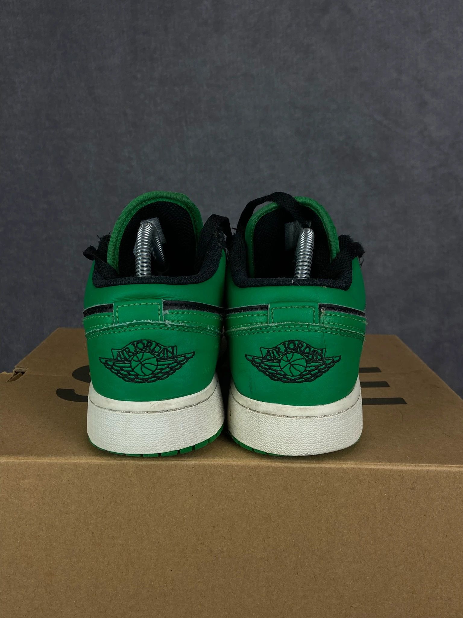Nike Air Jordan 1 Low Black Green Sneakers 38.5 Size US 5.5 / EU 38 - 5 Thumbnail