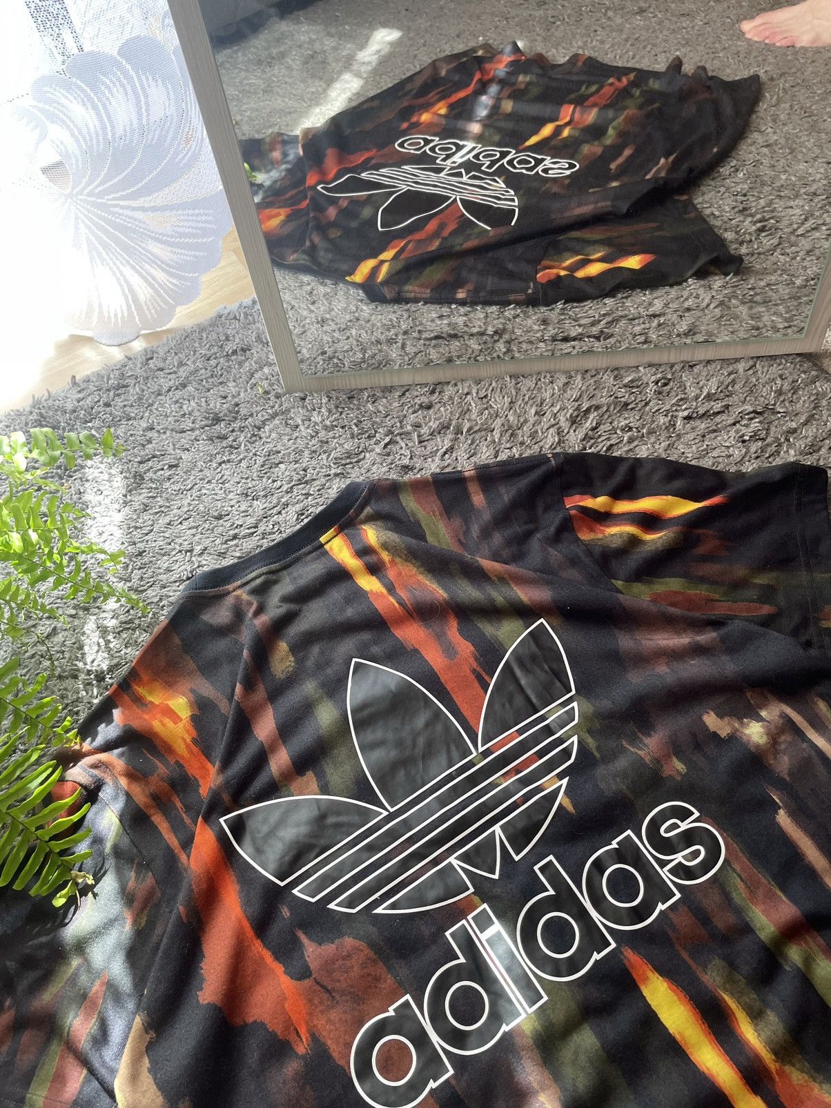 Adidas × Pharrell Adidas T-Shirt Pharrell Williams Designer Streetwear Rare Size US L / EU 52-54 / 3 - 8 Thumbnail