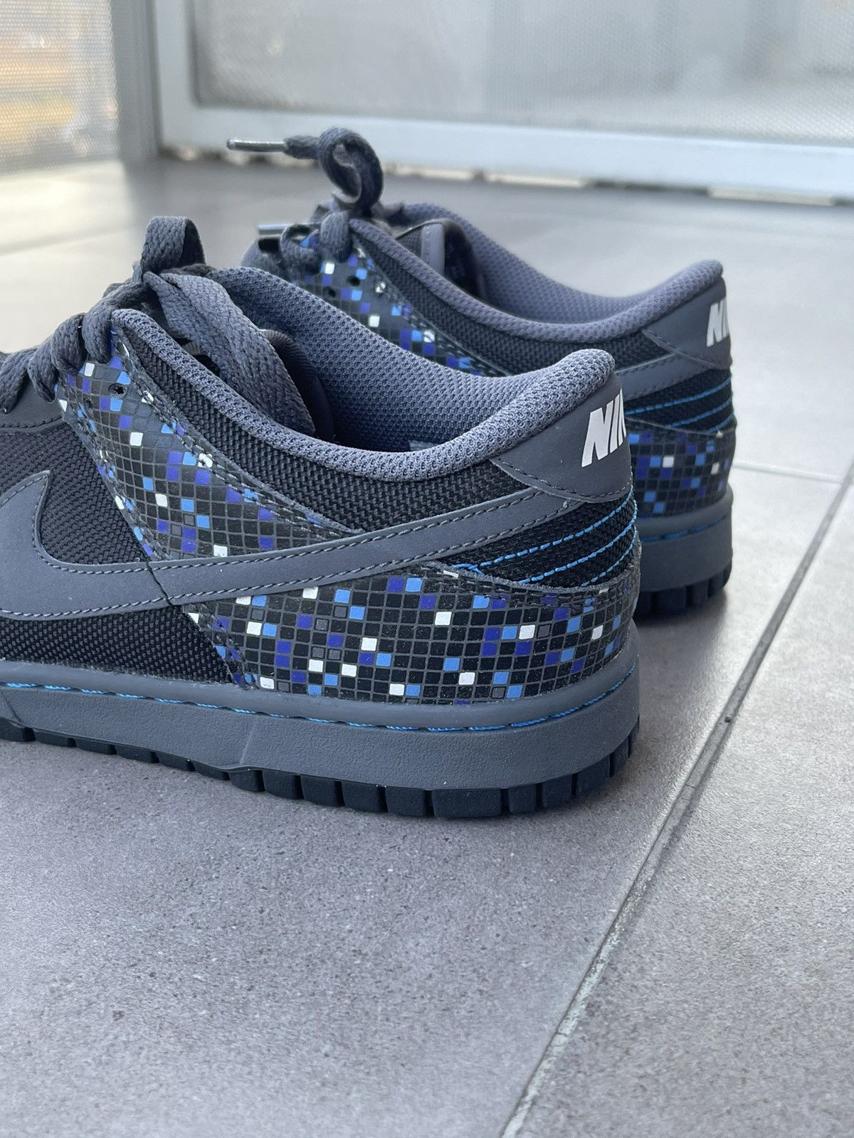 Nike !DS! 6Y Nike Dunk Low Black Dark Grey Low-Top Sneakers Size US 8 / IT 38 - 8 Thumbnail