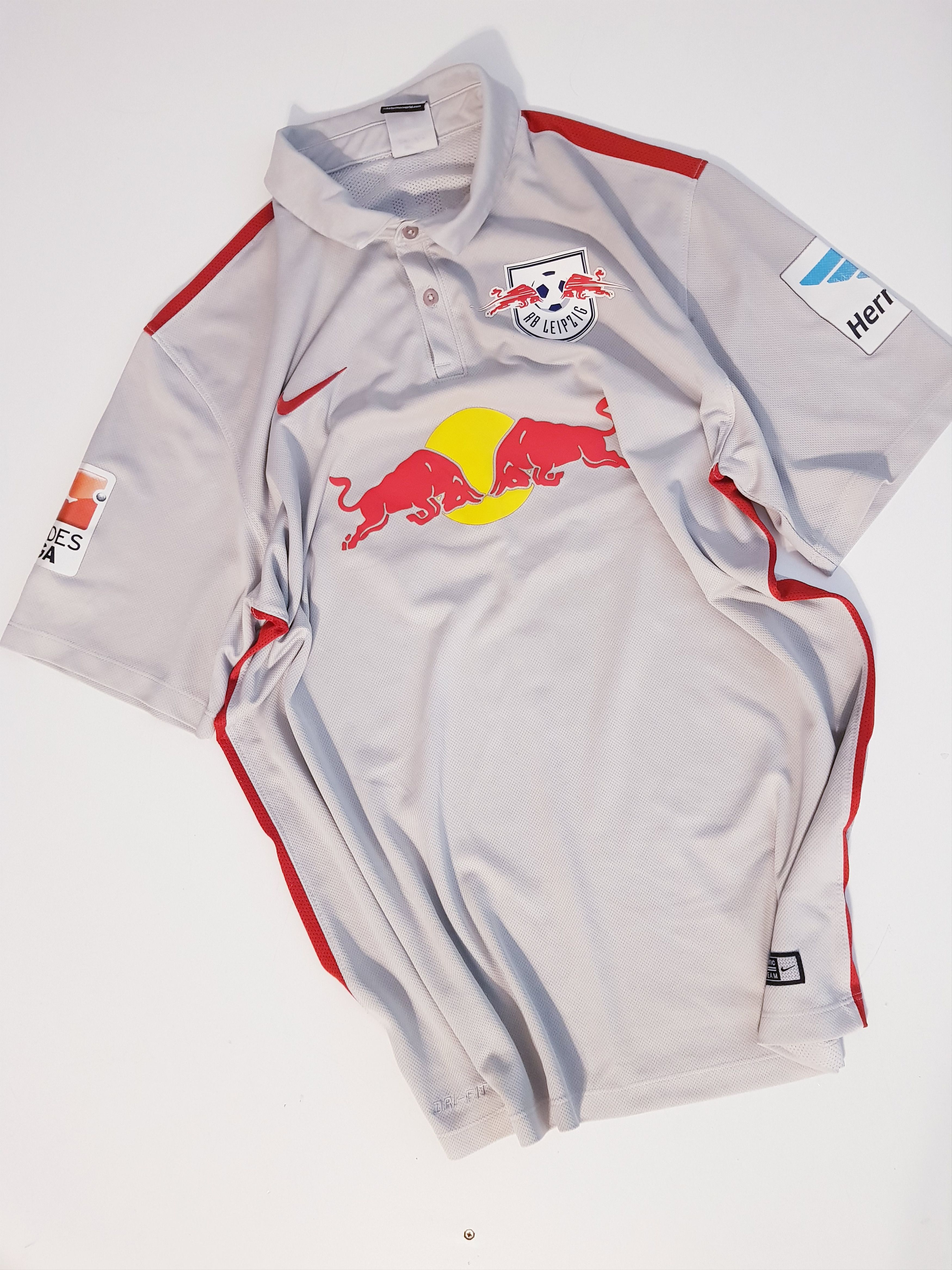 Nike RB Leipzig Nike 2016-17 Bundesliga Shirt #30 Burke OLI L Size US L / EU 52-54 / 3 - 1 Thumbnail