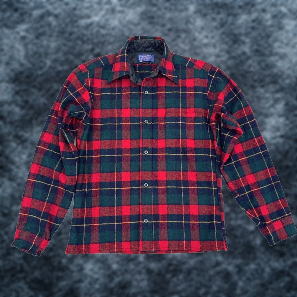 Pendleton VINTAGE Pendleton Shirt Jacket Plaid Wool Flannel Button Up S USA Red Mens Wool Shirt Jacket Size US S / EU 44-46 / 1 - 1 Thumbnail