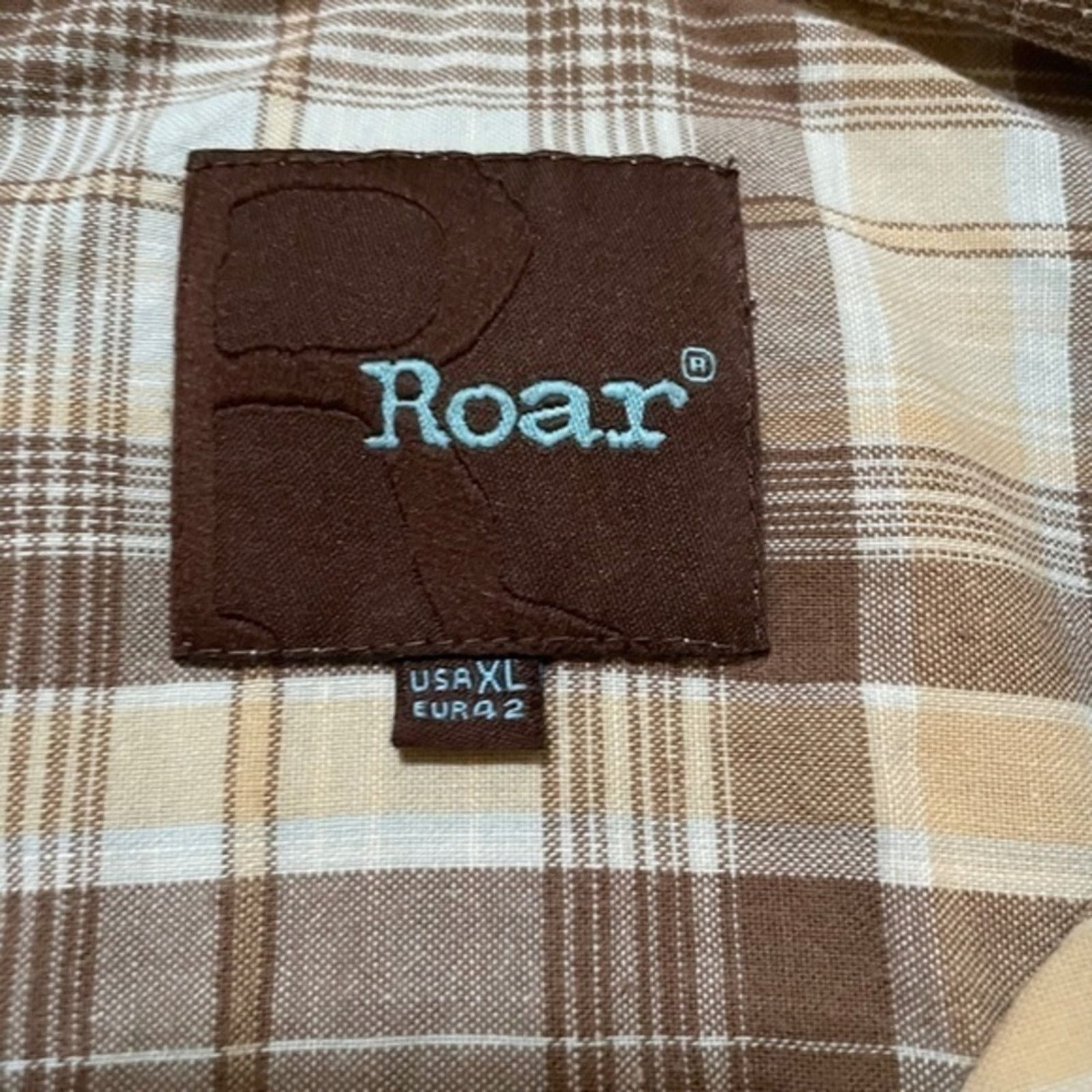 Roar Roar Plaid Long-Sleeve Button-Down Men’s Shirt Size US XL / EU 56 / 4 - 3 Thumbnail