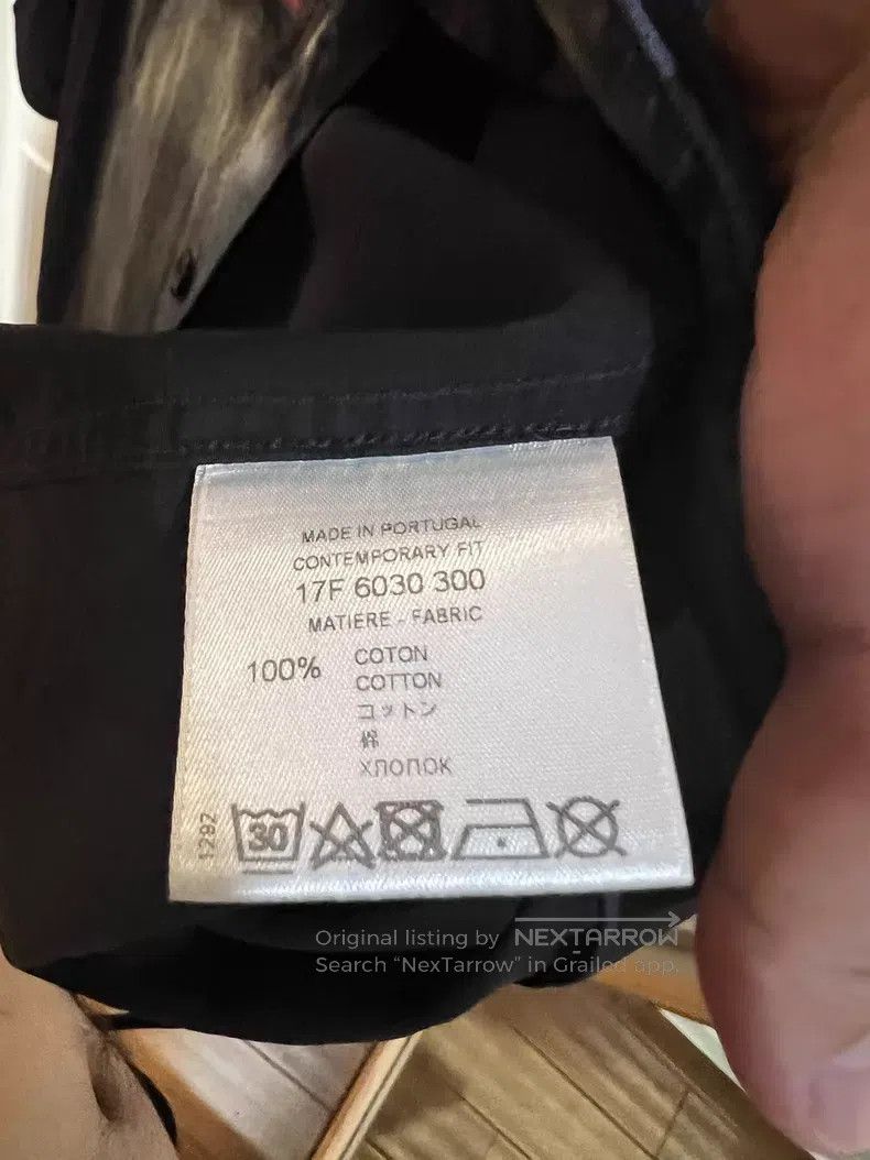 Givenchy Givenchy size 39 Shark Shirt Size US S / EU 44-46 / 1 - 4 Thumbnail