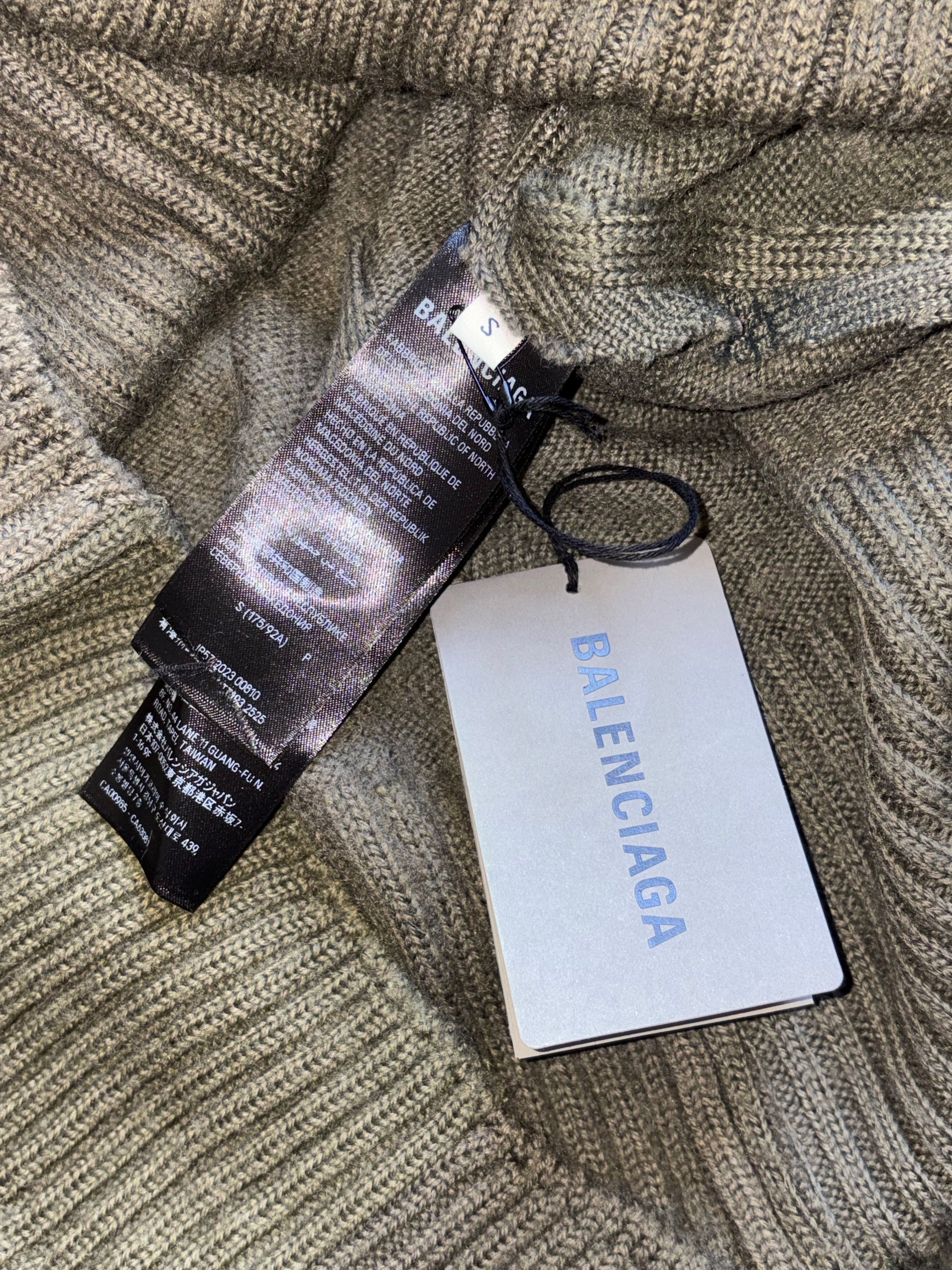 Balenciaga Balenciaga Upcycled Socks Sweater Size US S / EU 44-46 / 1 - 5 Thumbnail