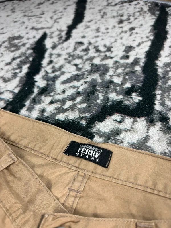 Gianfranco Ferre Gianfranco Ferre beige chino trousers 38 Size US 38 / EU 54 - 5 Thumbnail