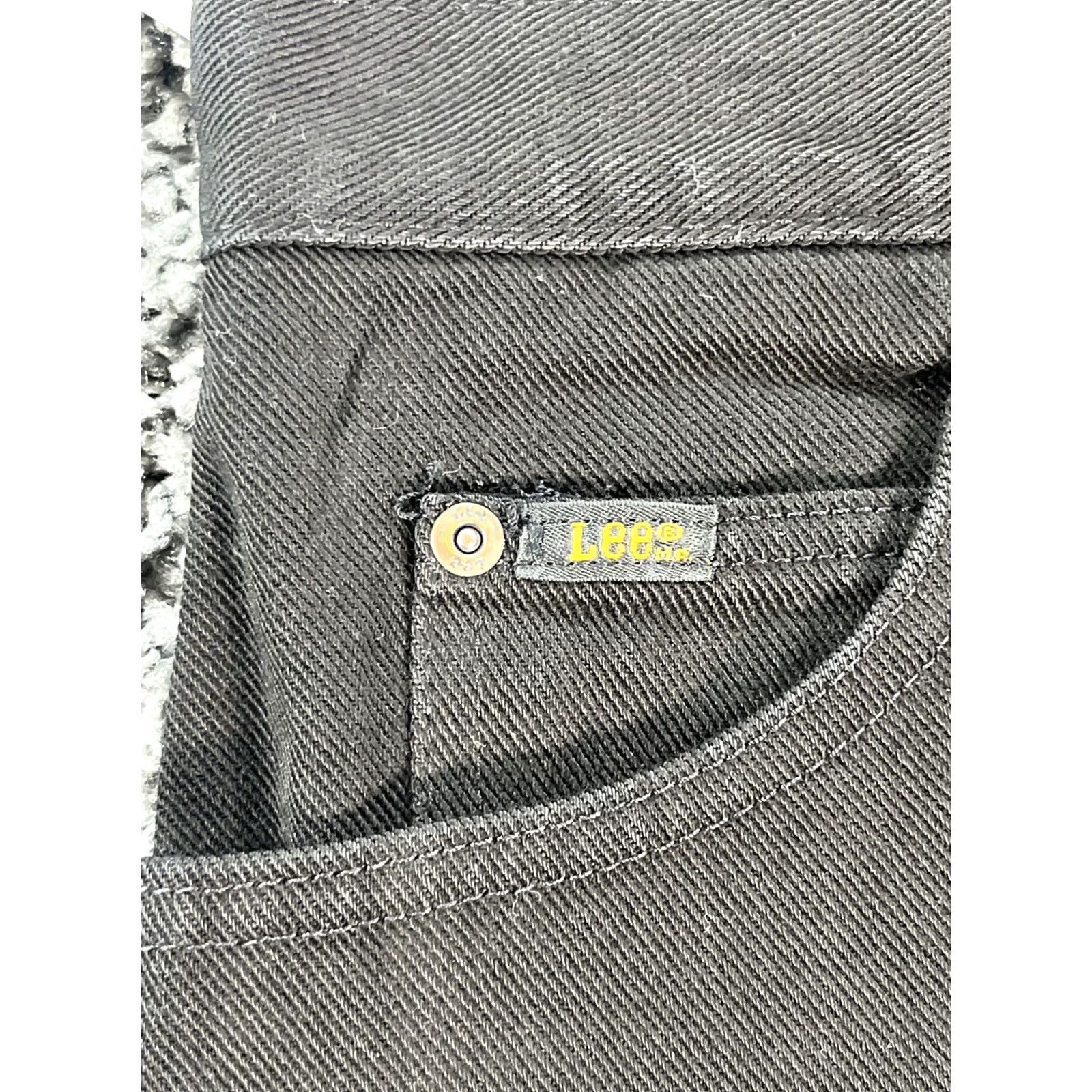 Lee VINTAGE Lee Denim Shorts Mens 34 Black Relaxed 90s NWT Deadstock Shorts Mens 34 Black 90s Lee Denim Shorts Mens 34 Black Relaxed 90s Deadstock Size US 34 / EU 50 - 8 Thumbnail