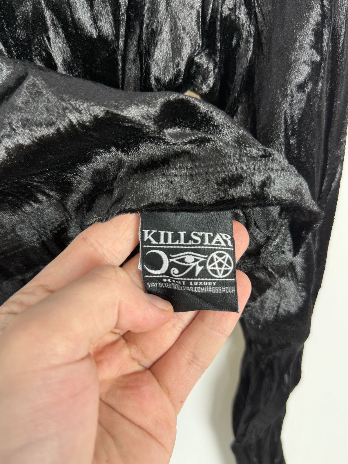Killstar Killstar Black Crinkled Velour Crop Top M Gothic Grunge Size M / US 6-8 / IT 42-44 - 9 Thumbnail