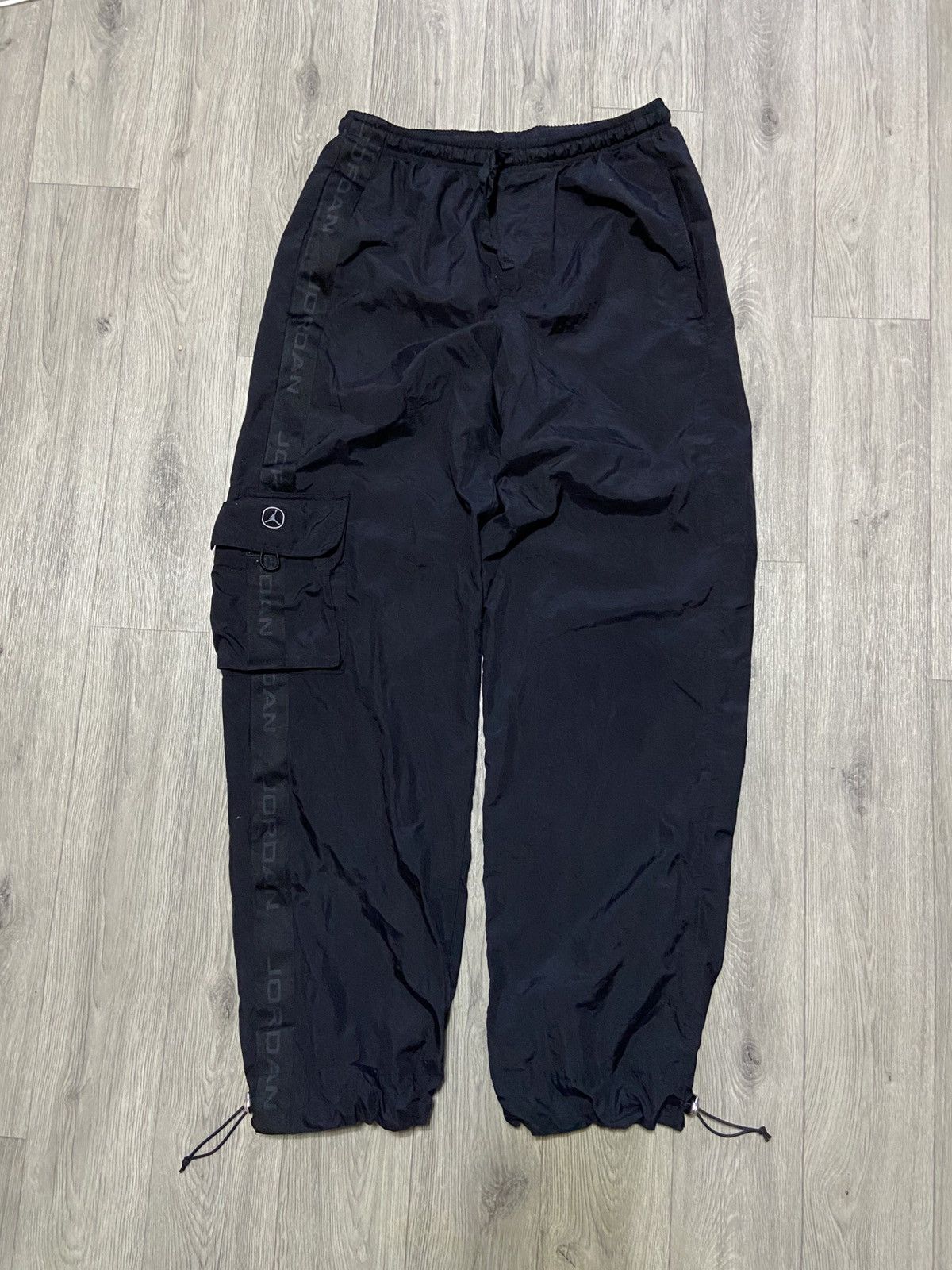 Jordan Brand Vintage Nike Air Jordan Drill Nylon Cargo Track Pants sz M Size US 32 / EU 48 - 1 Thumbnail