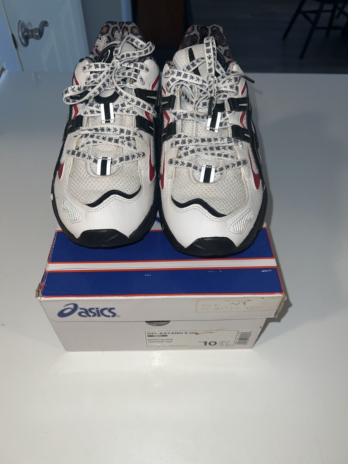 Asics Gel ASICS Size US 10 / EU 43 - 1 Thumbnail