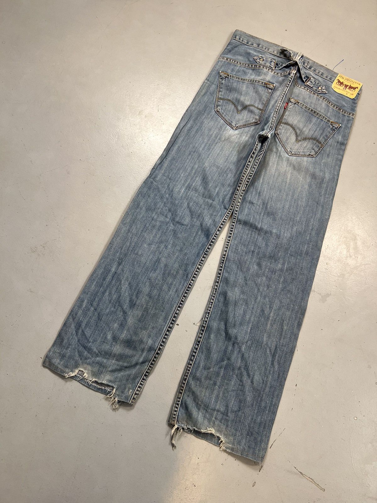 Levi's Vintage Levi’s jeans denim Size US 32 / EU 48 - 1 Thumbnail