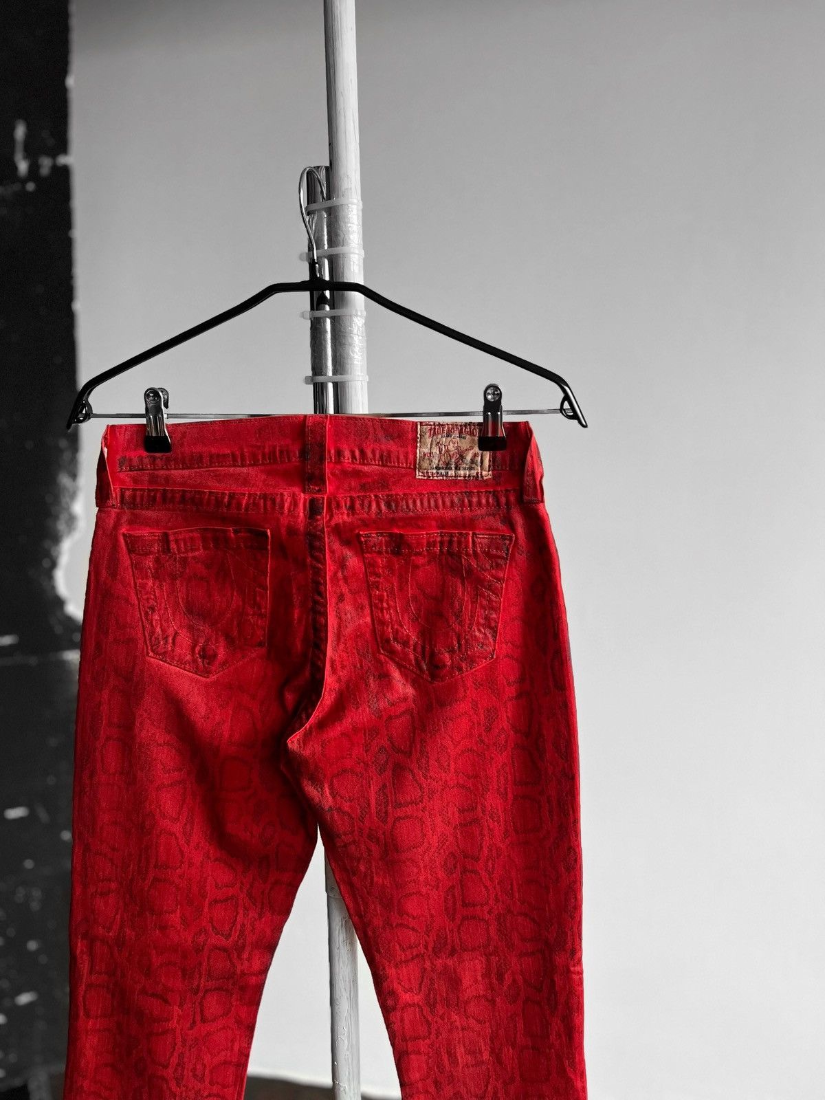 True Religion True Religion Womens Red Slim Fit Jeans Pants Made in USA Size 28" / US 6 / IT 42 - 4 Thumbnail