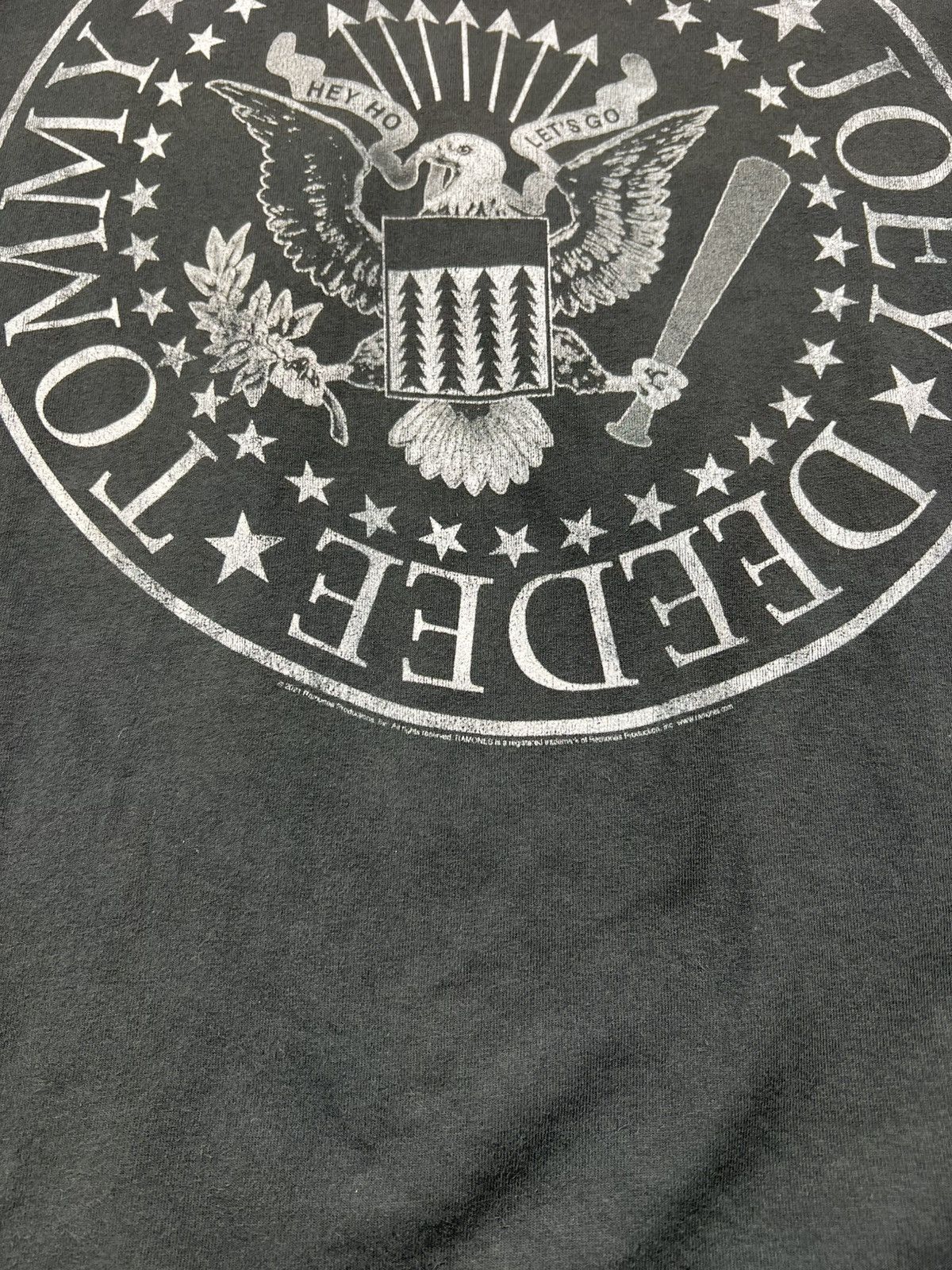 Band Tees Ramones merchandise T-shirt Size US L / EU 52-54 / 3 - 3 Thumbnail