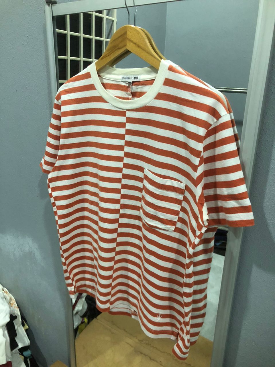 JW Anderson × Uniqlo JW Anderson Split Stripe Uniqlo Tee Size US M / EU 48-50 / 2 - 3 Thumbnail