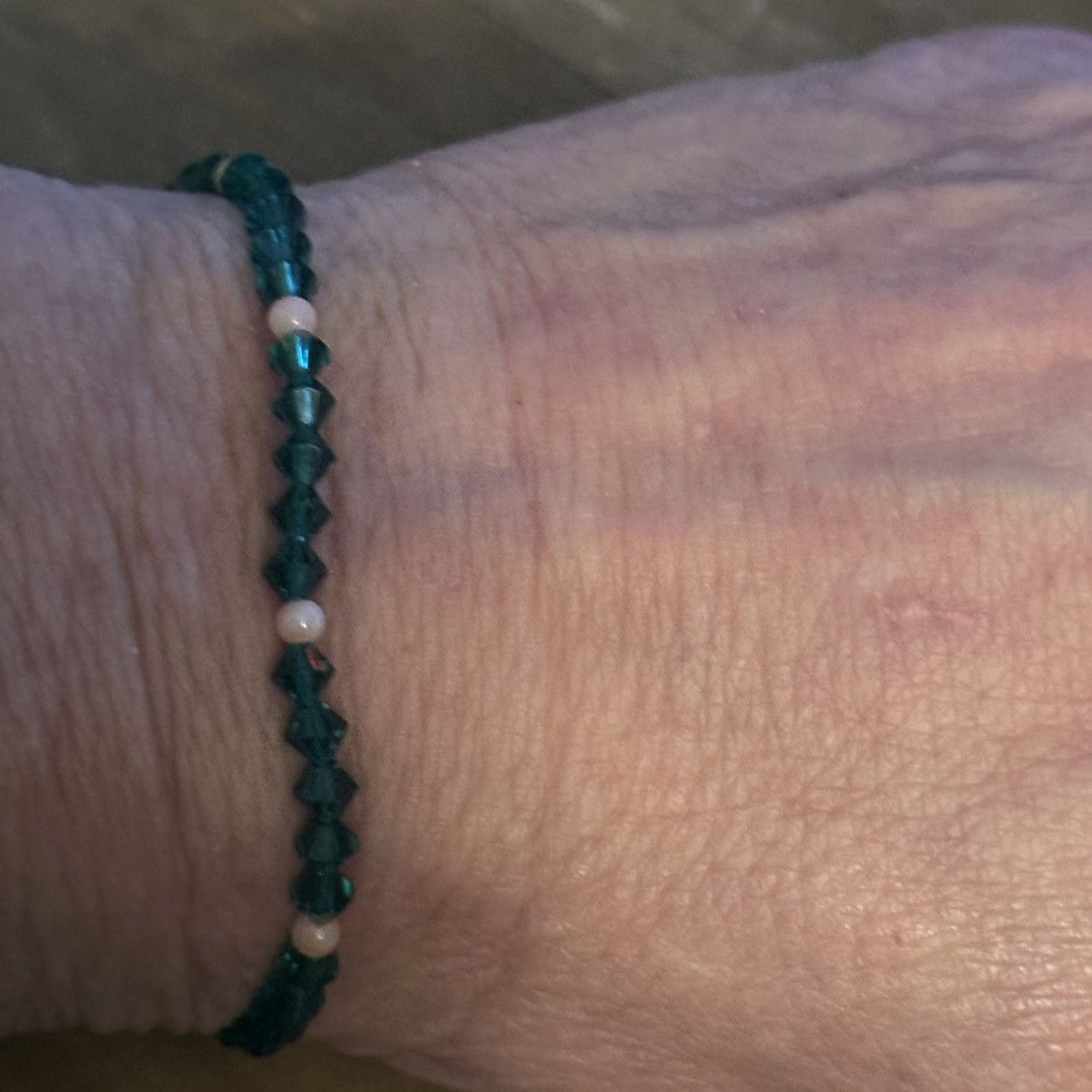 Vintage Vintage green faceted bead bracelet Size ONE SIZE - 3 Thumbnail