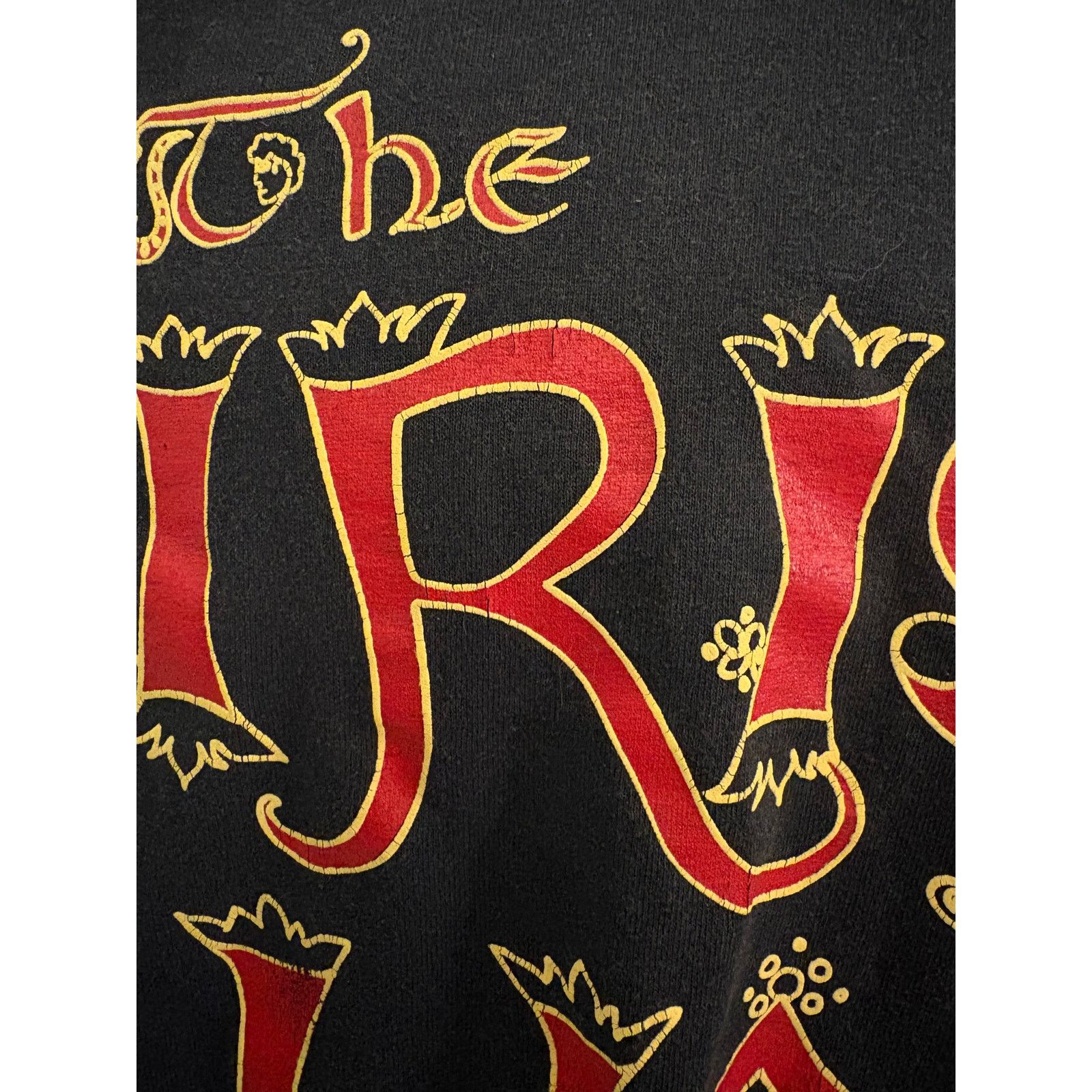 Gildan Vintage Irish Lion Pub Black T-Shirt. Size L Size US L / EU 52-54 / 3 - 4 Thumbnail