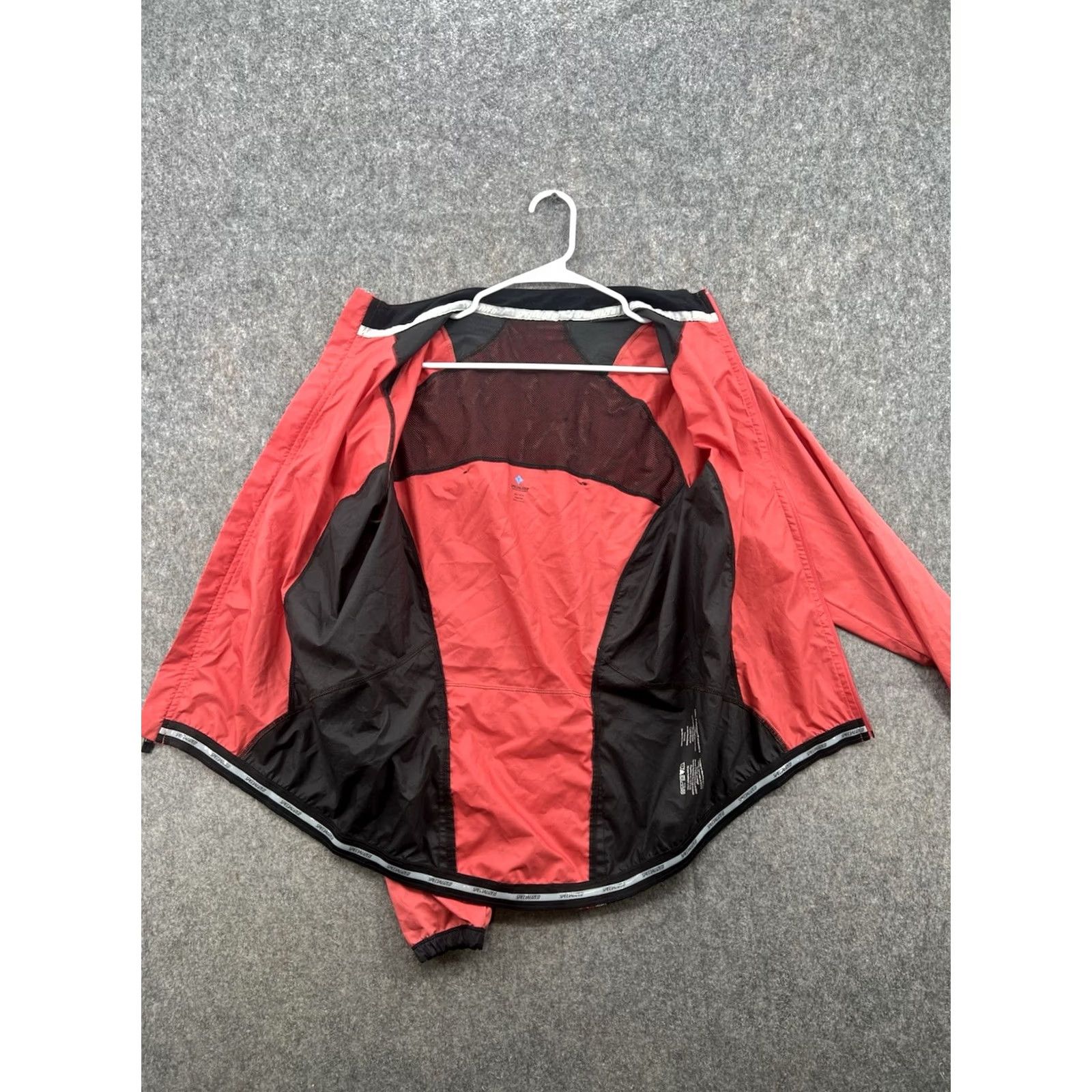 Brandblack Specialized Cycling Women’s Pink and Black Full Zip Wind Jacket Jacket Medium Women Pink Black 90s Windbreaker Airing? Size M / US 6-8 / IT 42-44 - 5 Thumbnail
